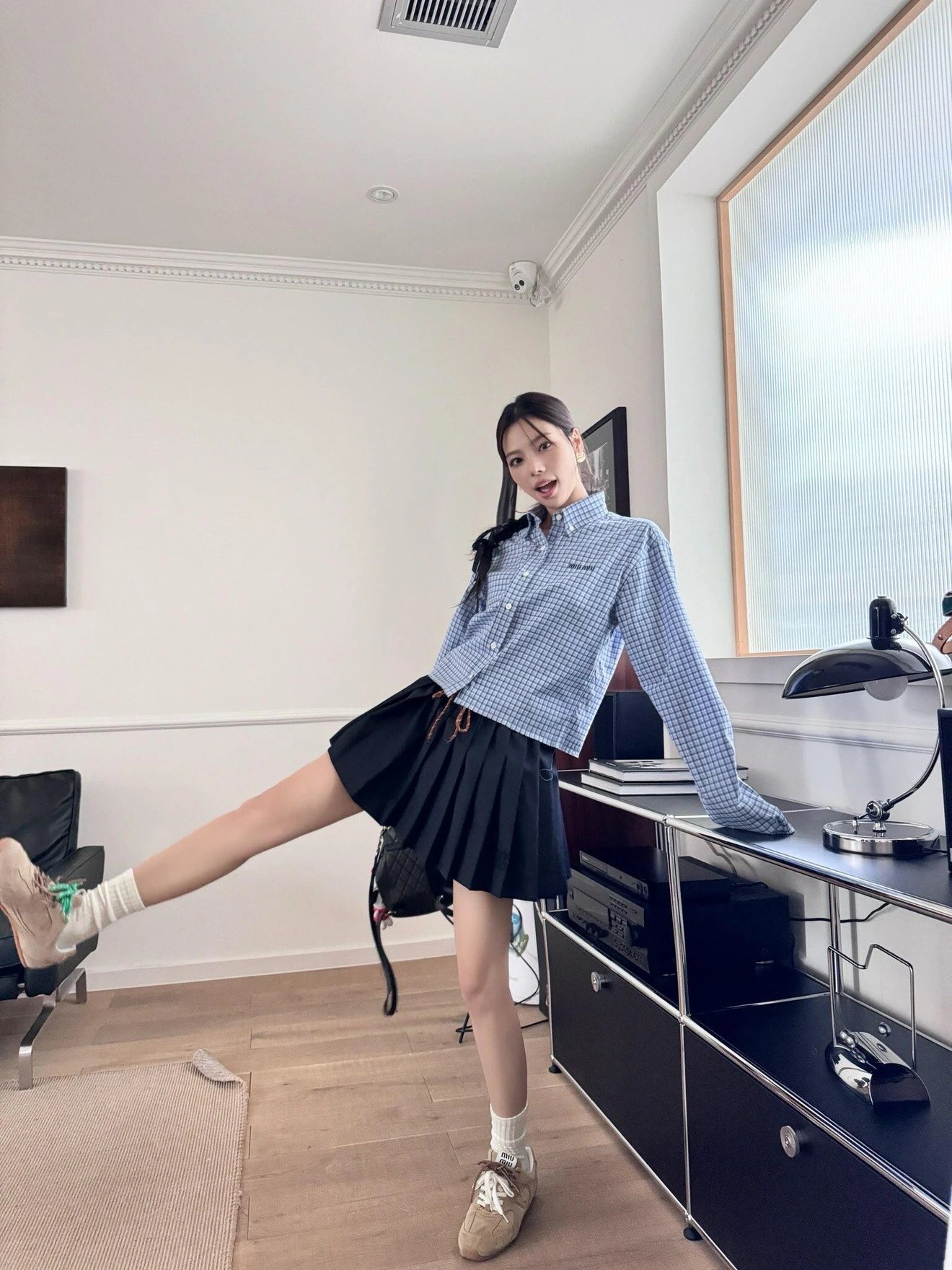 RD-C347 · Sky Blue Plaid Cropped Shirt showcase view 9