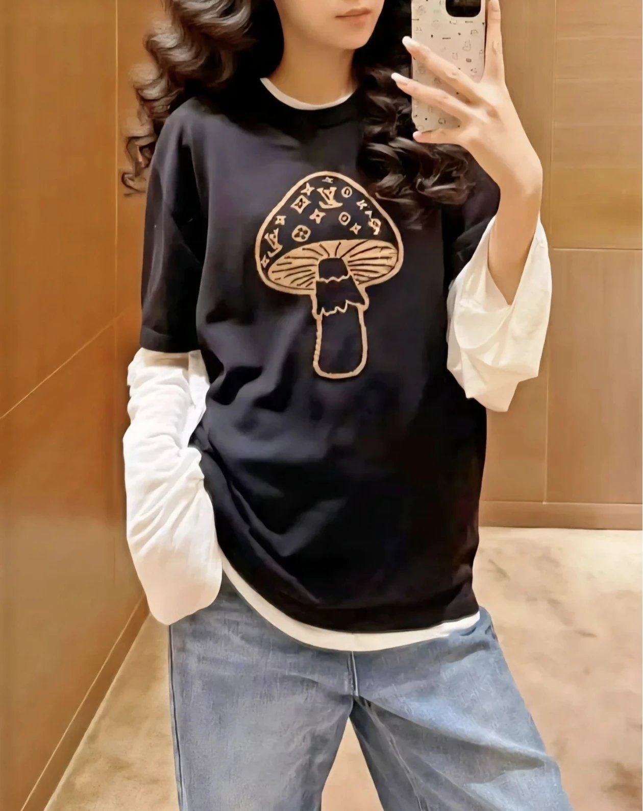 RD-C194 · High-Twist Cotton Mushroom Intarsia T-Shirt showcase view 9