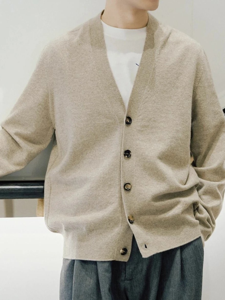 RD-C380 · V-Neck Cashmere-Wool Blend Cardigan showcase view 16