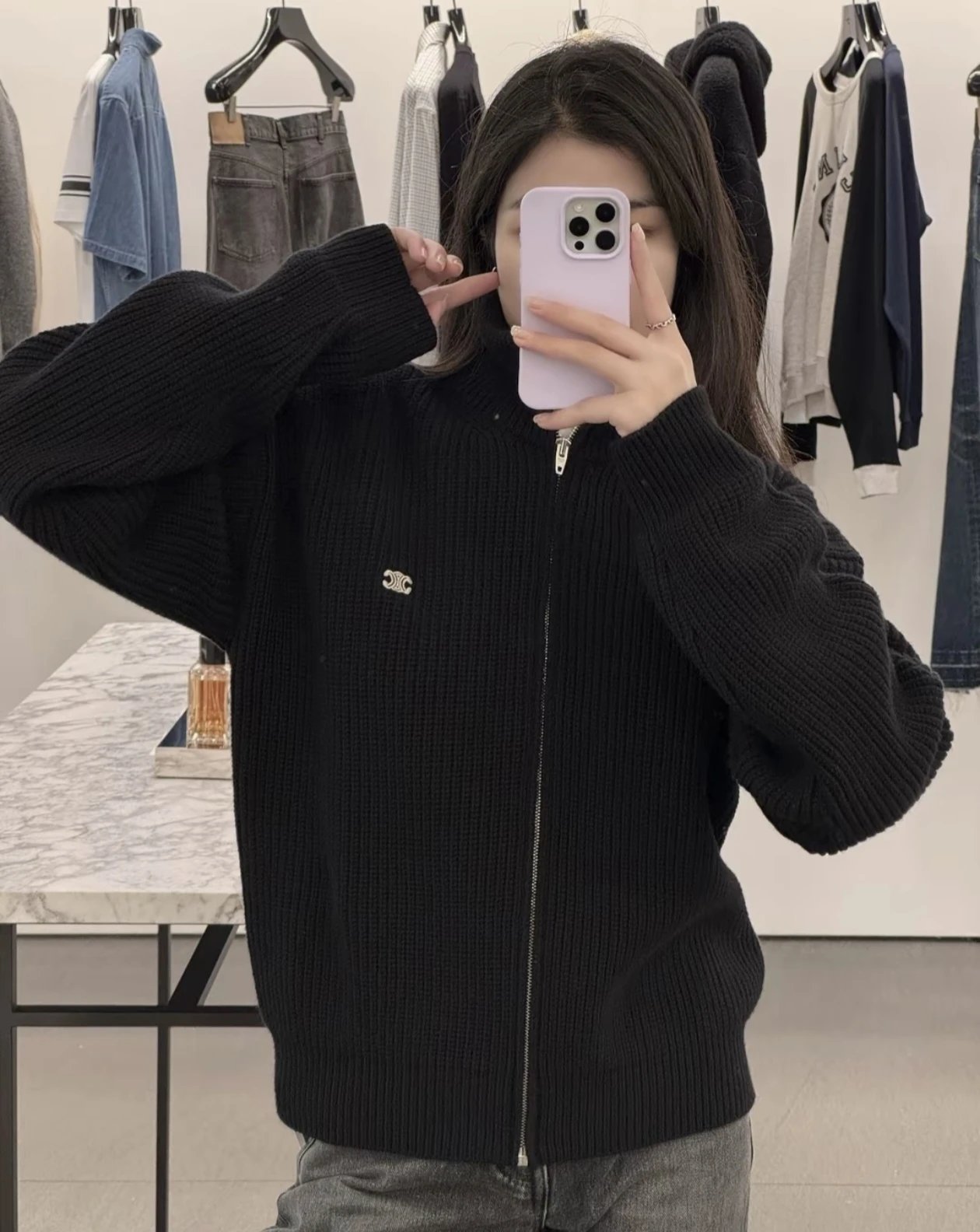 RD-C381 · Men's Logo Zip-Neck Sweater showcase view 7