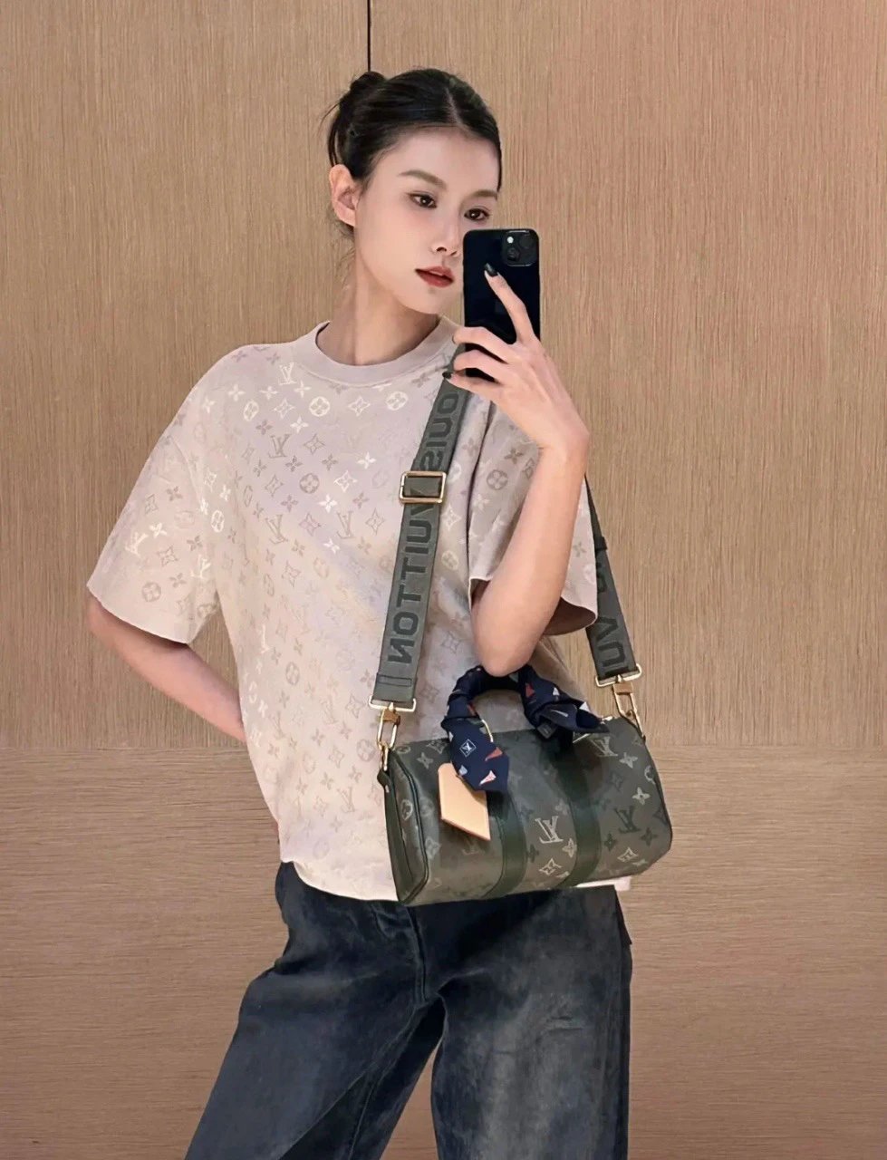RD-C116 · Oatmeal Monogram Jacquard Knit T-Shirt showcase view 10