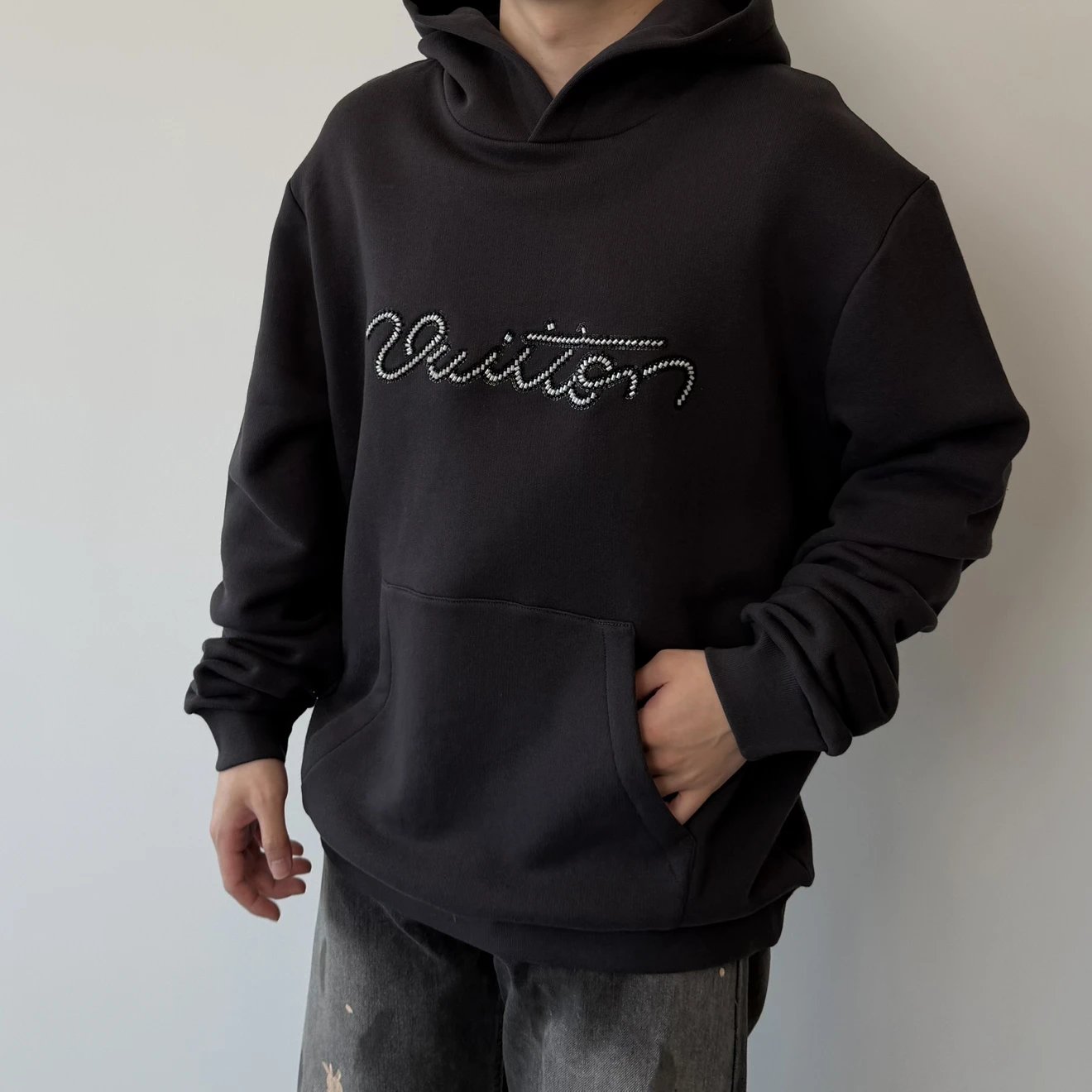 RD-C277 · Beaded Script Embroidery Hoodie showcase view 12