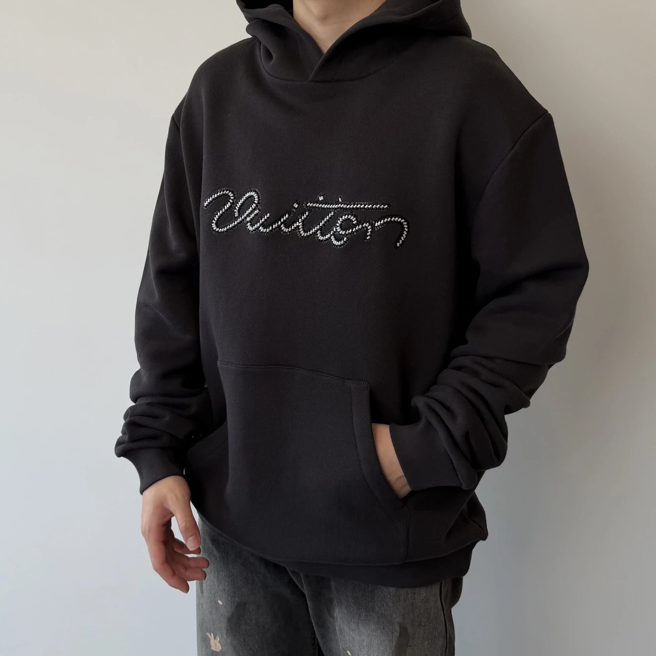 RD-C277 · Beaded Script Embroidery Hoodie showcase view 13
