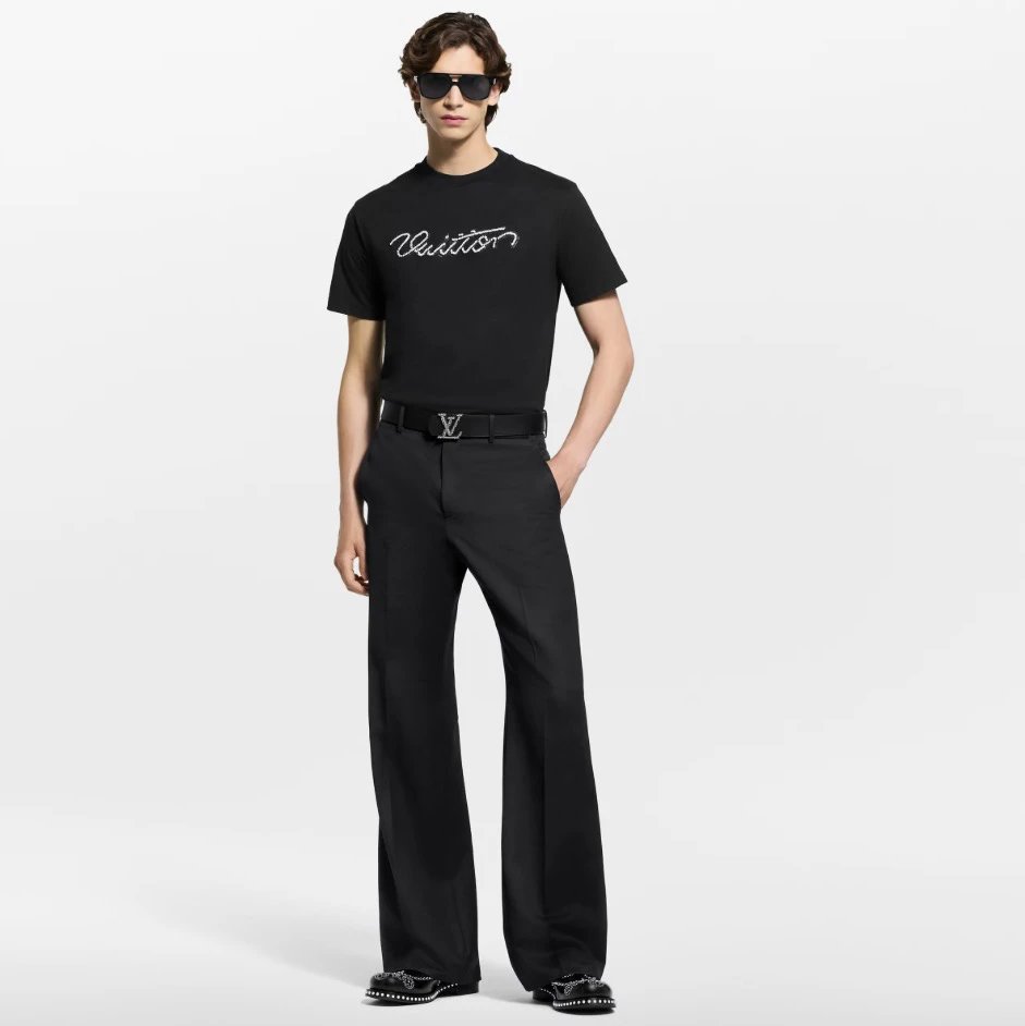 RD-C197 · Pearl-Embellished Script T-Shirt showcase view 1