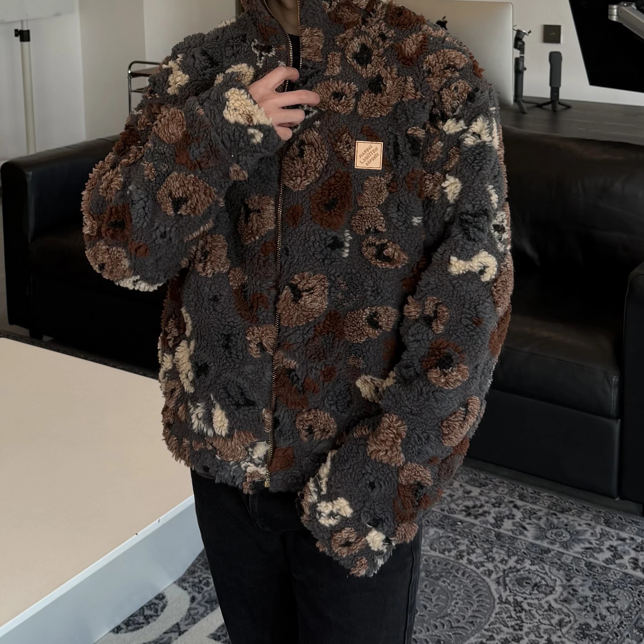 RD-C249 · Reversible Sherpa Jacket showcase view 6