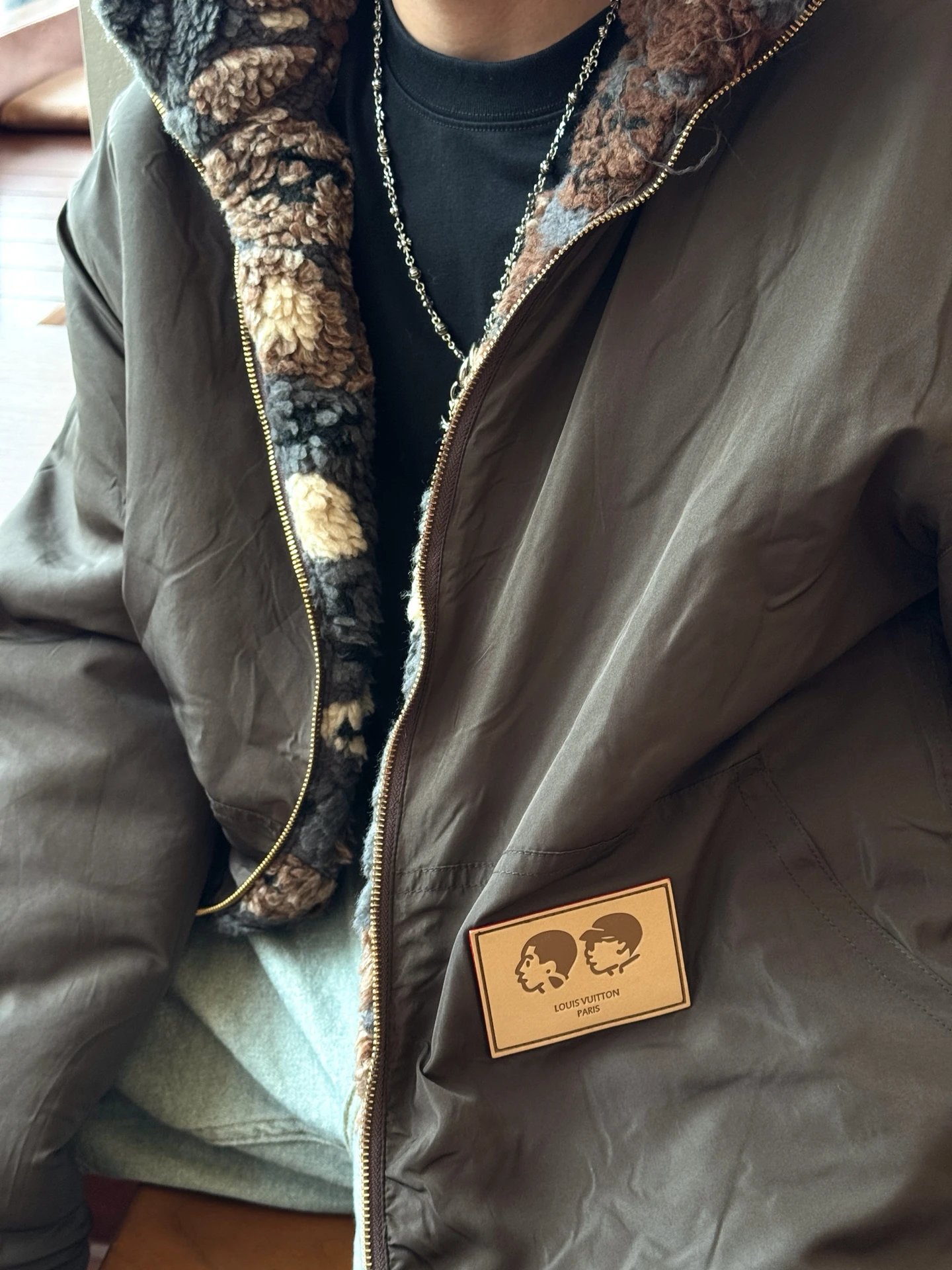 RD-C249 · Reversible Sherpa Jacket showcase view 17
