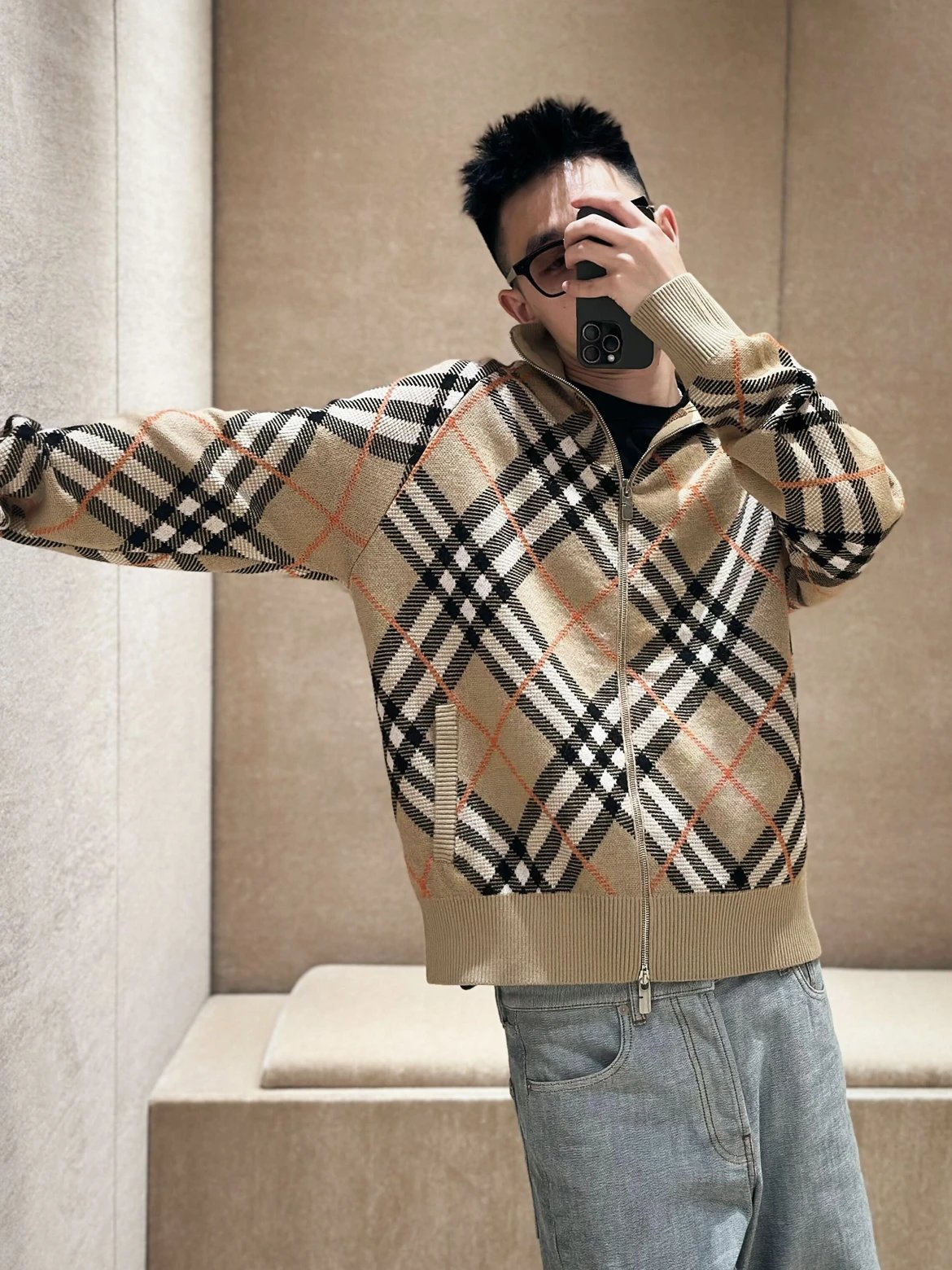 RD-C383 · Sand Check Zip-Neck Knit Jacket showcase view 2
