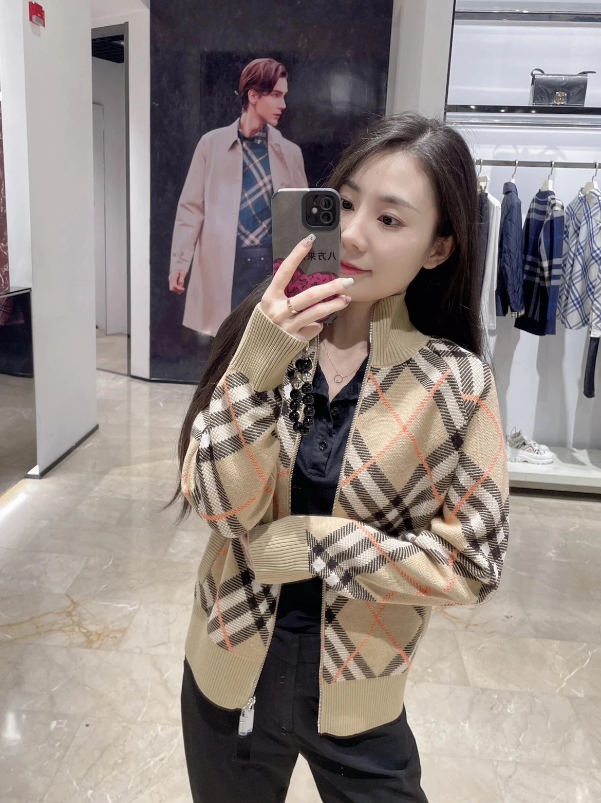 RD-C383 · Sand Check Zip-Neck Knit Jacket showcase view 6