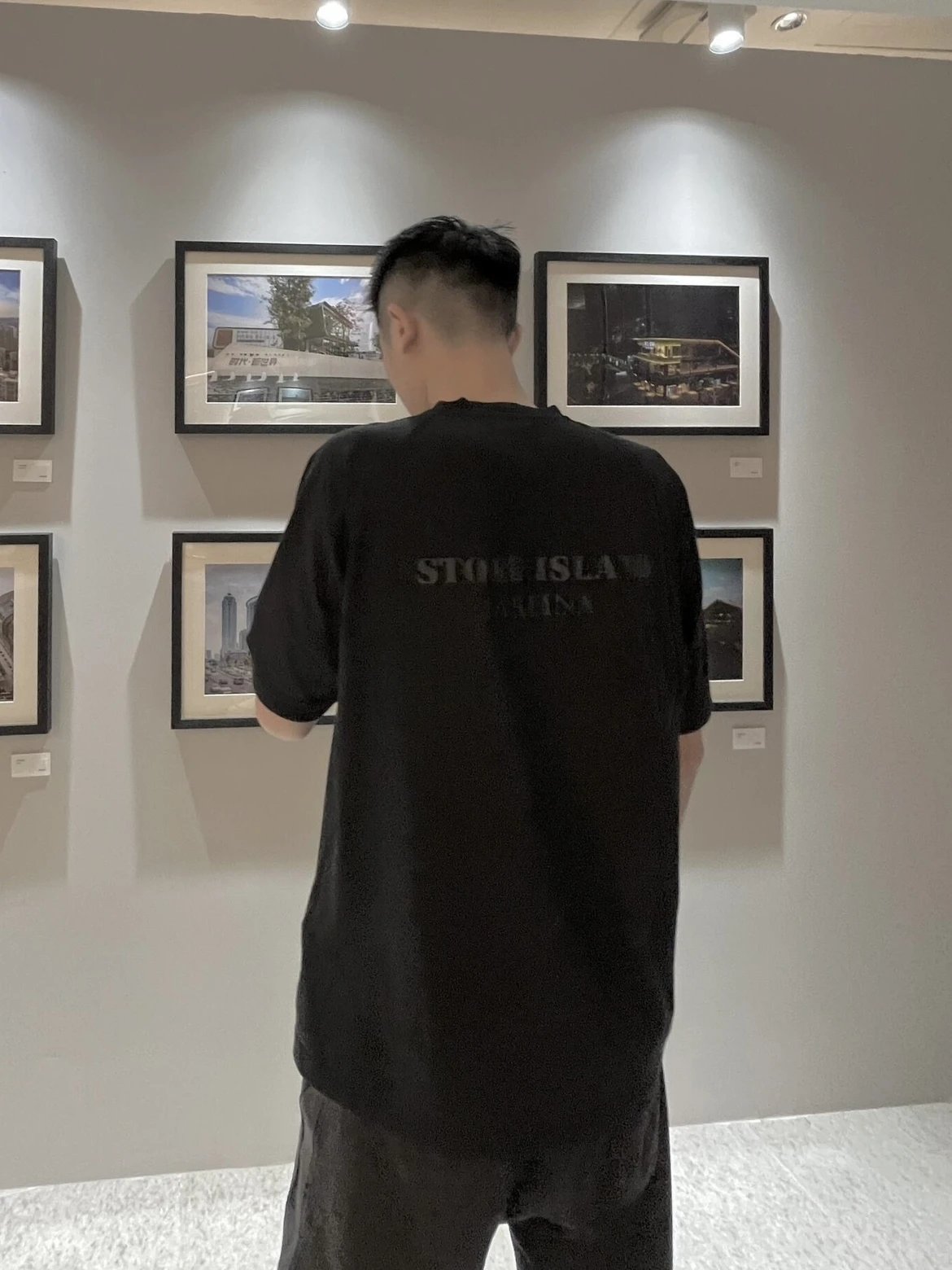 RD-C060 · Marina Graphic Crewneck T-Shirt showcase view 3