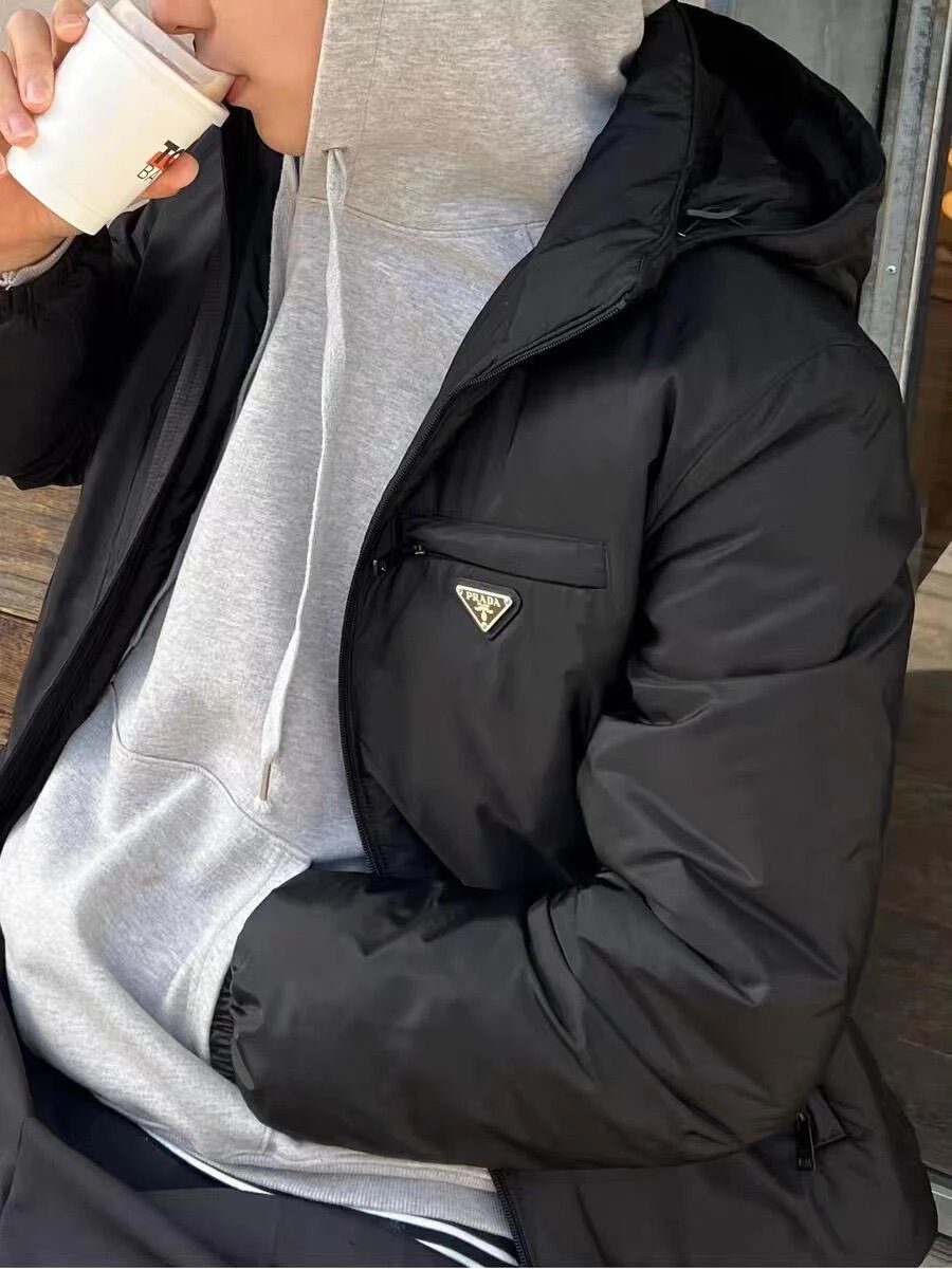 RD-C327 · Black Hooded Padded Jacket showcase view 7