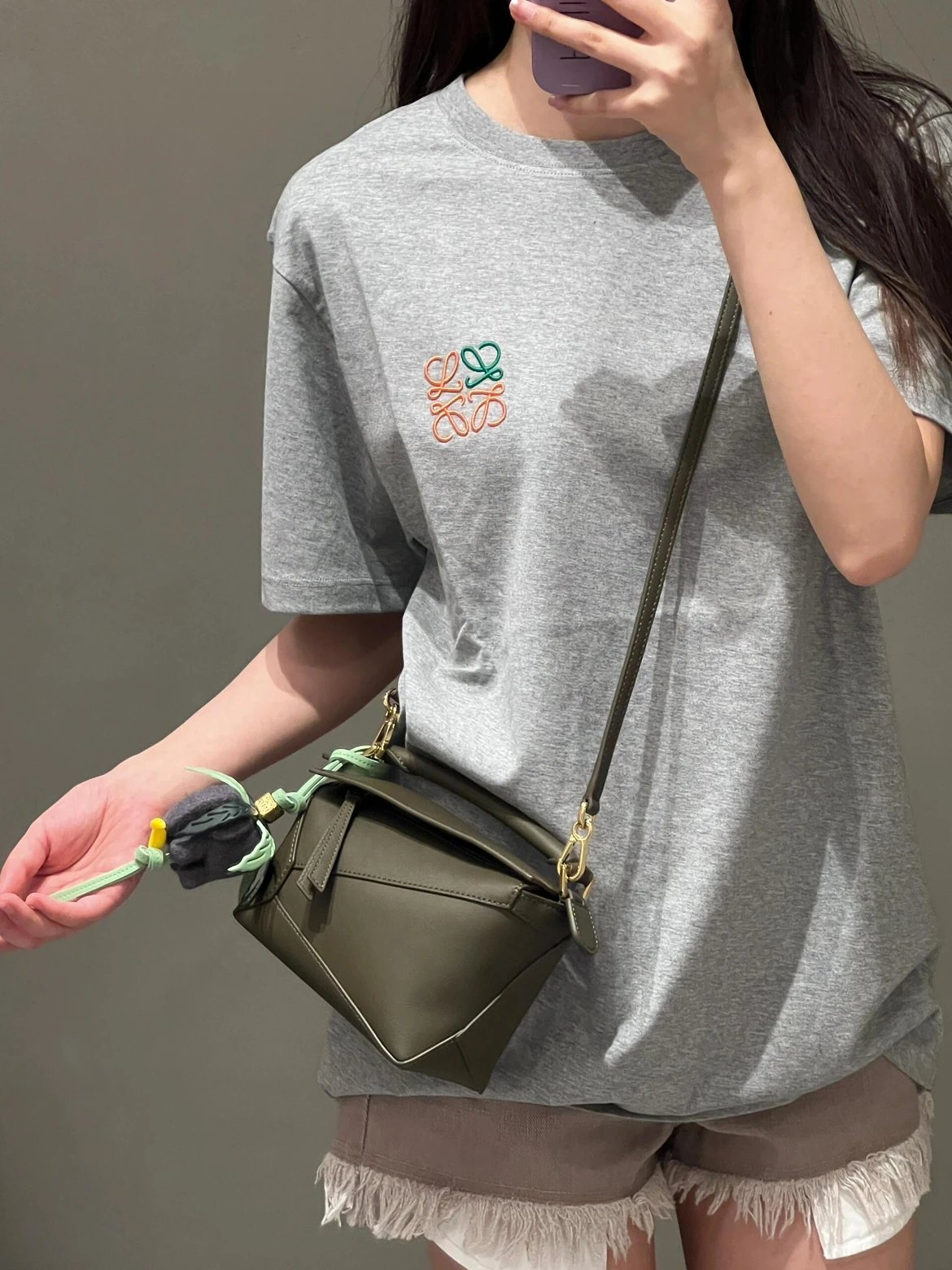 RD-C201 · Small-Logo Embroidered Crewneck T-Shirt showcase view 9