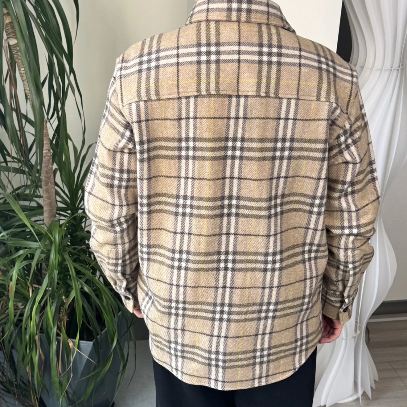 RD-C386 · Wool Plaid Overshirt showcase view 2