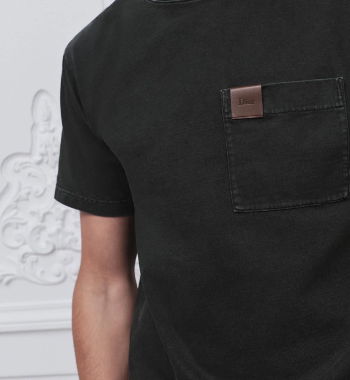 RD-C087 · Leather-Label Pocket T-Shirt showcase view 13