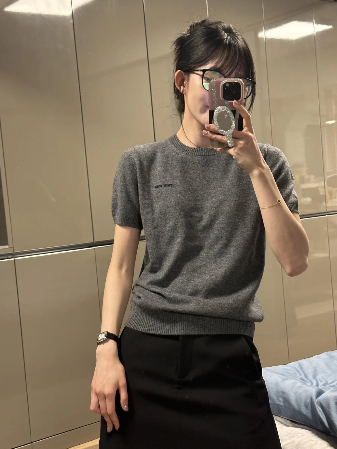 RD-C204 · Slate Grey Intarsia Logo Knit Short-Sleeve Top showcase view 2