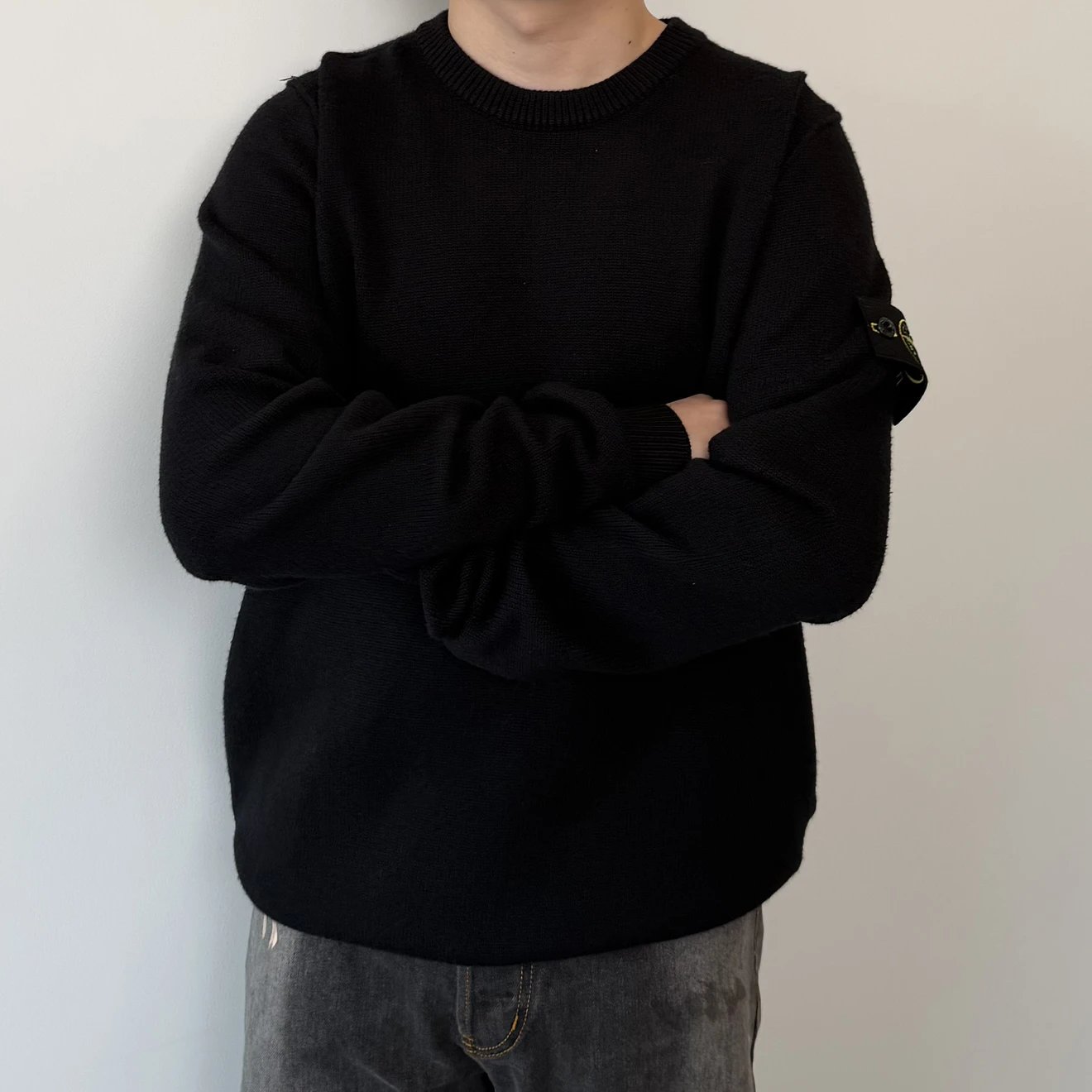 RD-C387 · Embroidered-Badge Wool Crewneck Sweater showcase view 9