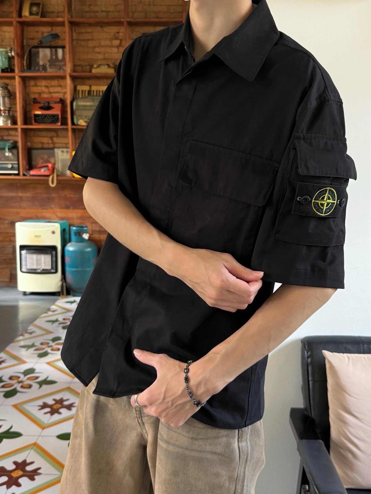 RD-C209 · Short-Sleeve Utility Shirt showcase view 1