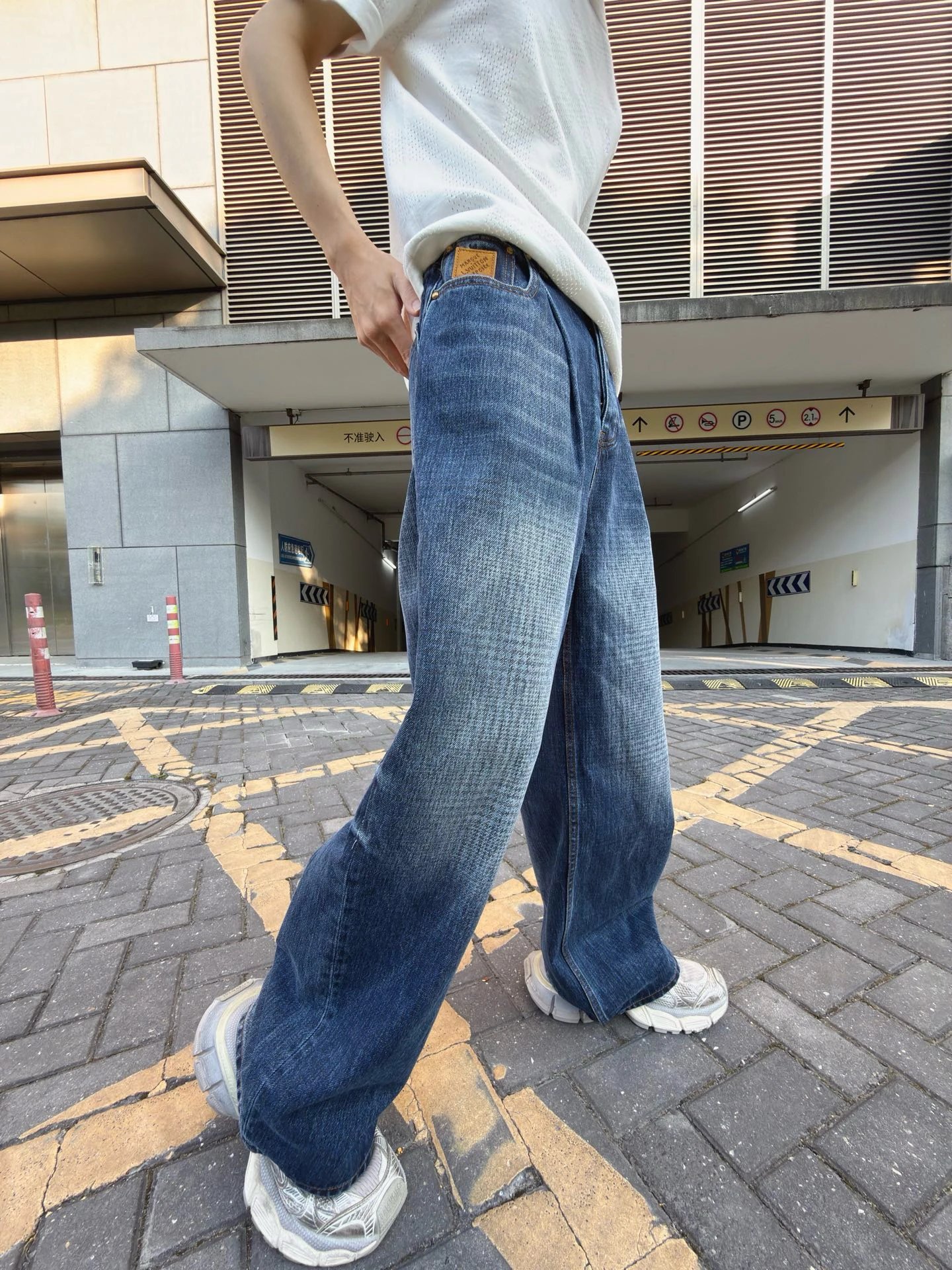 RD-C428 · 14 oz Indigo Wide-Leg Jeans showcase view 6