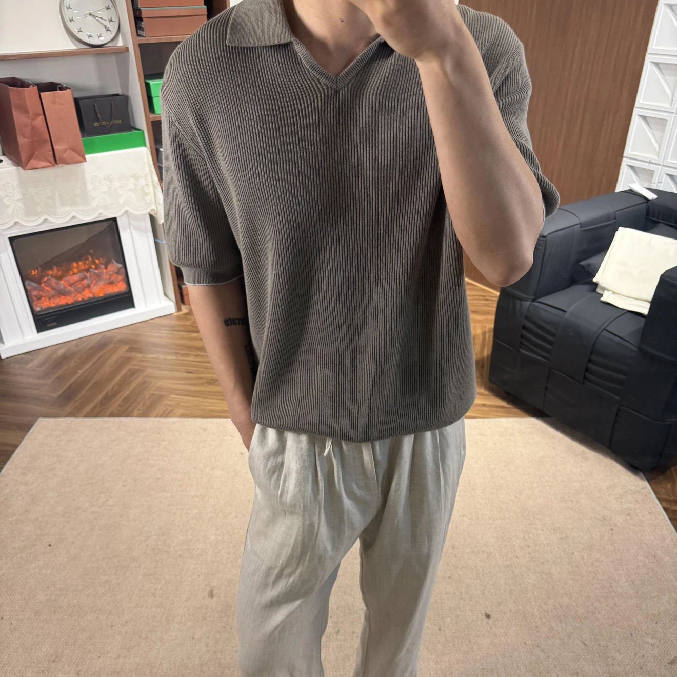 RD-C388 · Seagull-Collar Short-Sleeve Knit showcase view 3