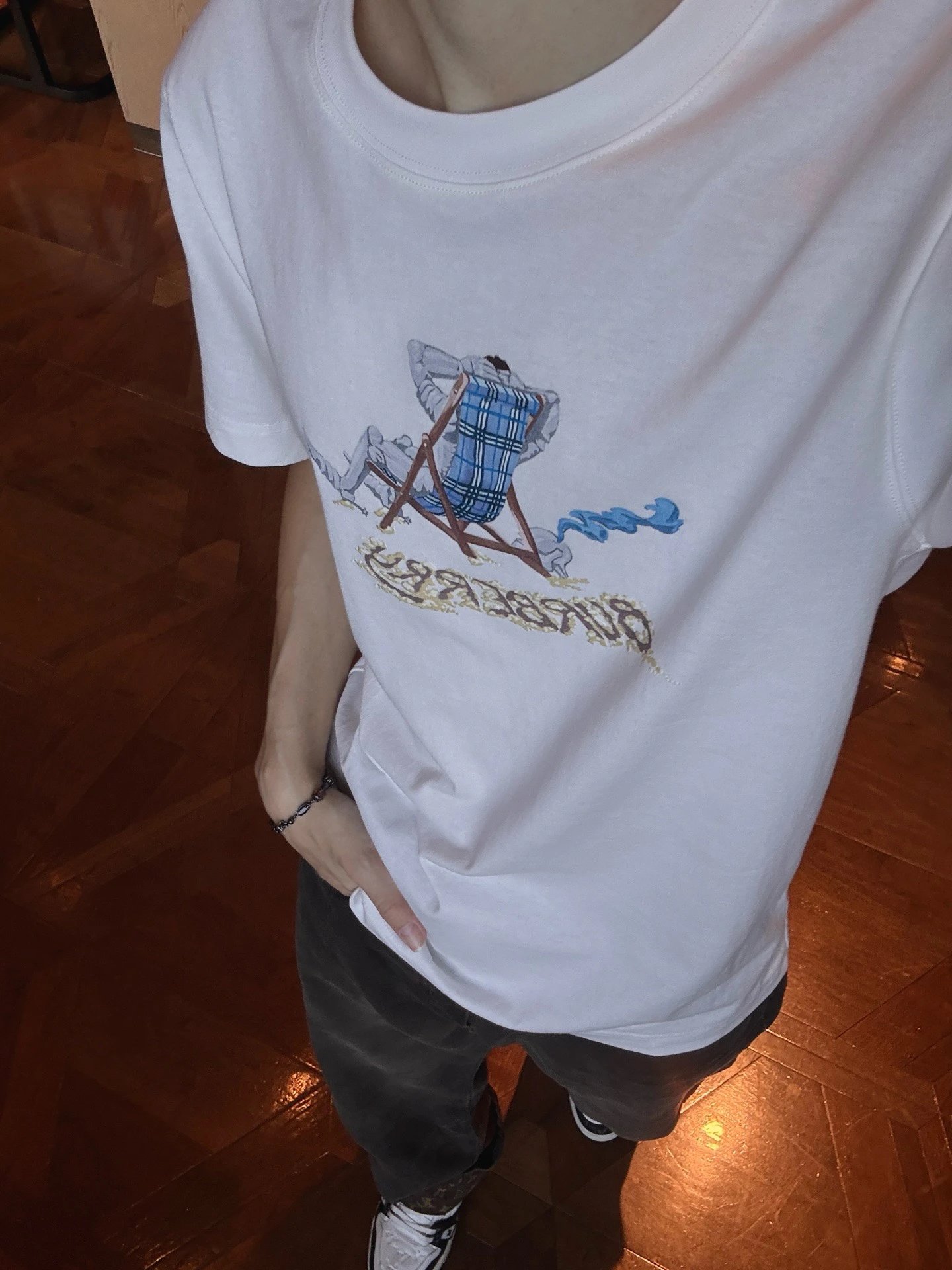 RD-C072 · Beach Knight Print T-Shirt showcase view 7