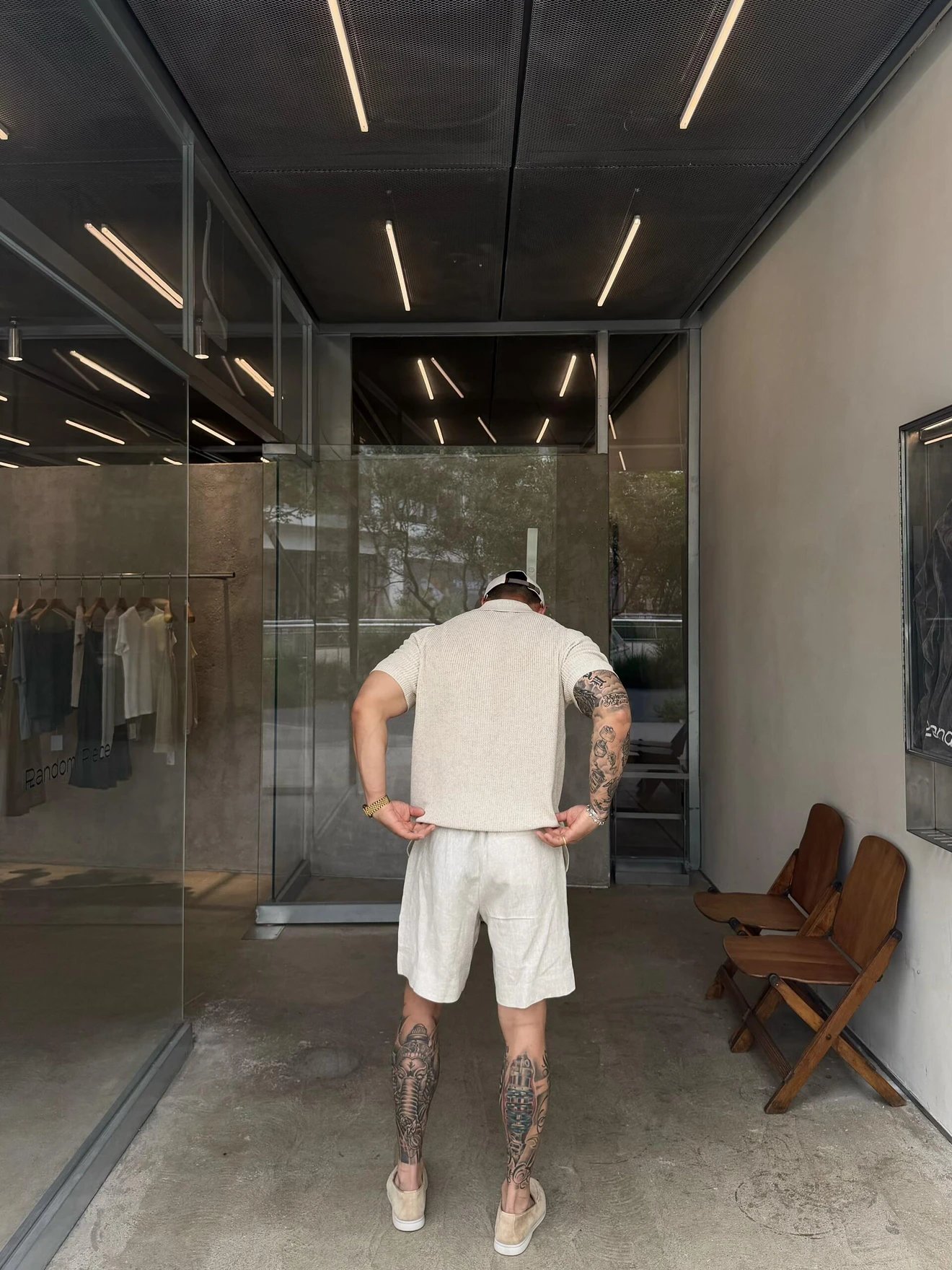 RD-C114 · Linen-Cotton Short-Sleeve Knit Polo showcase view 4