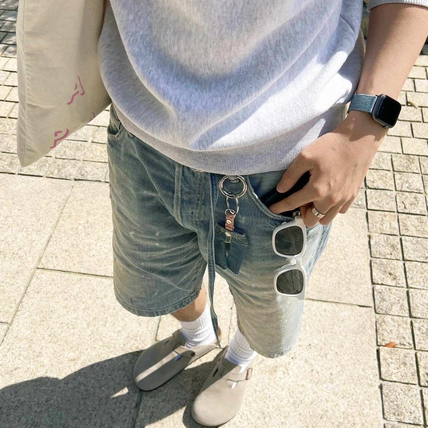 RD-C304 · Hand-Finished Paint-Splatter Denim Shorts showcase view 5