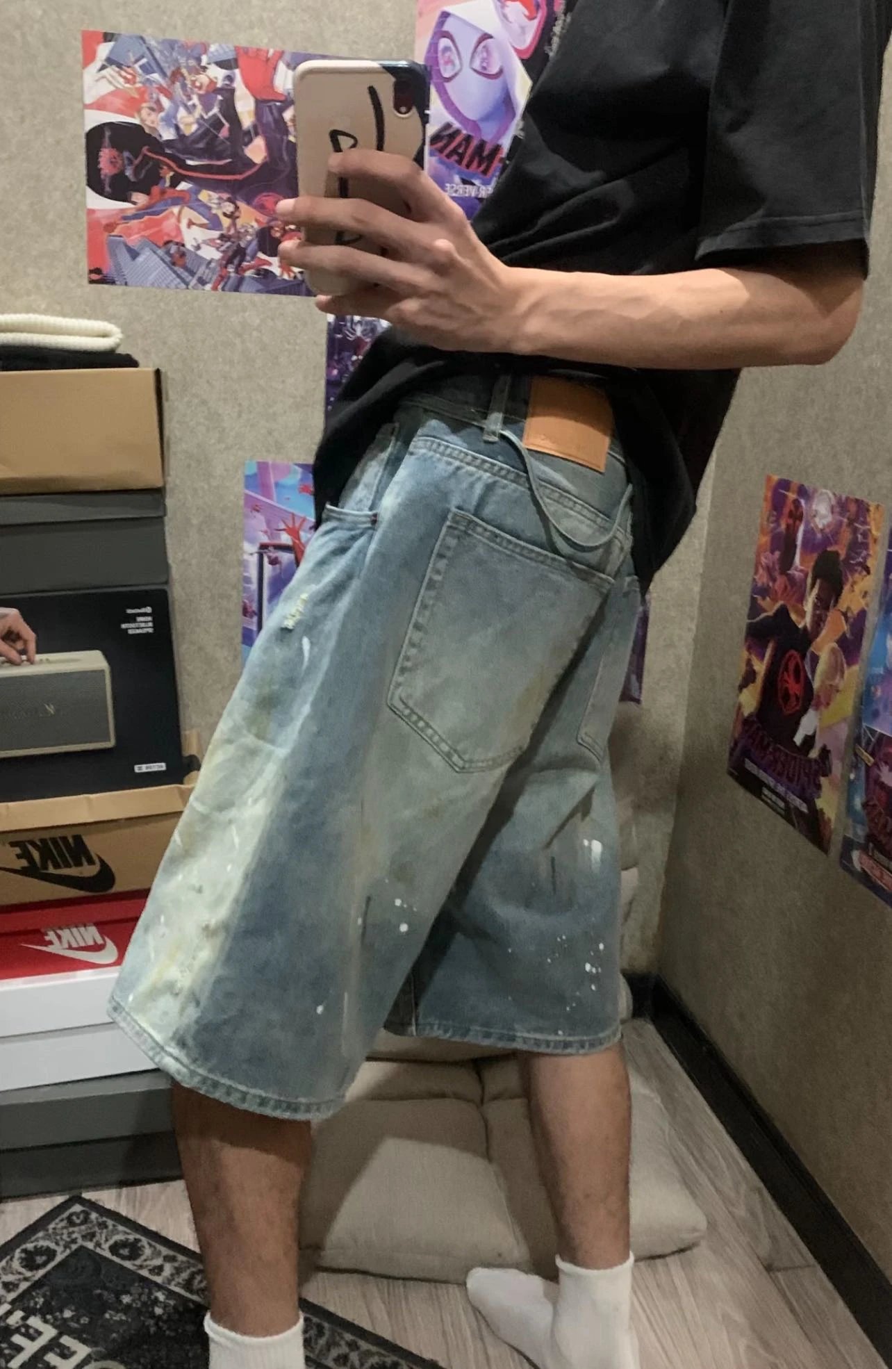 RD-C304 · Hand-Finished Paint-Splatter Denim Shorts showcase view 11