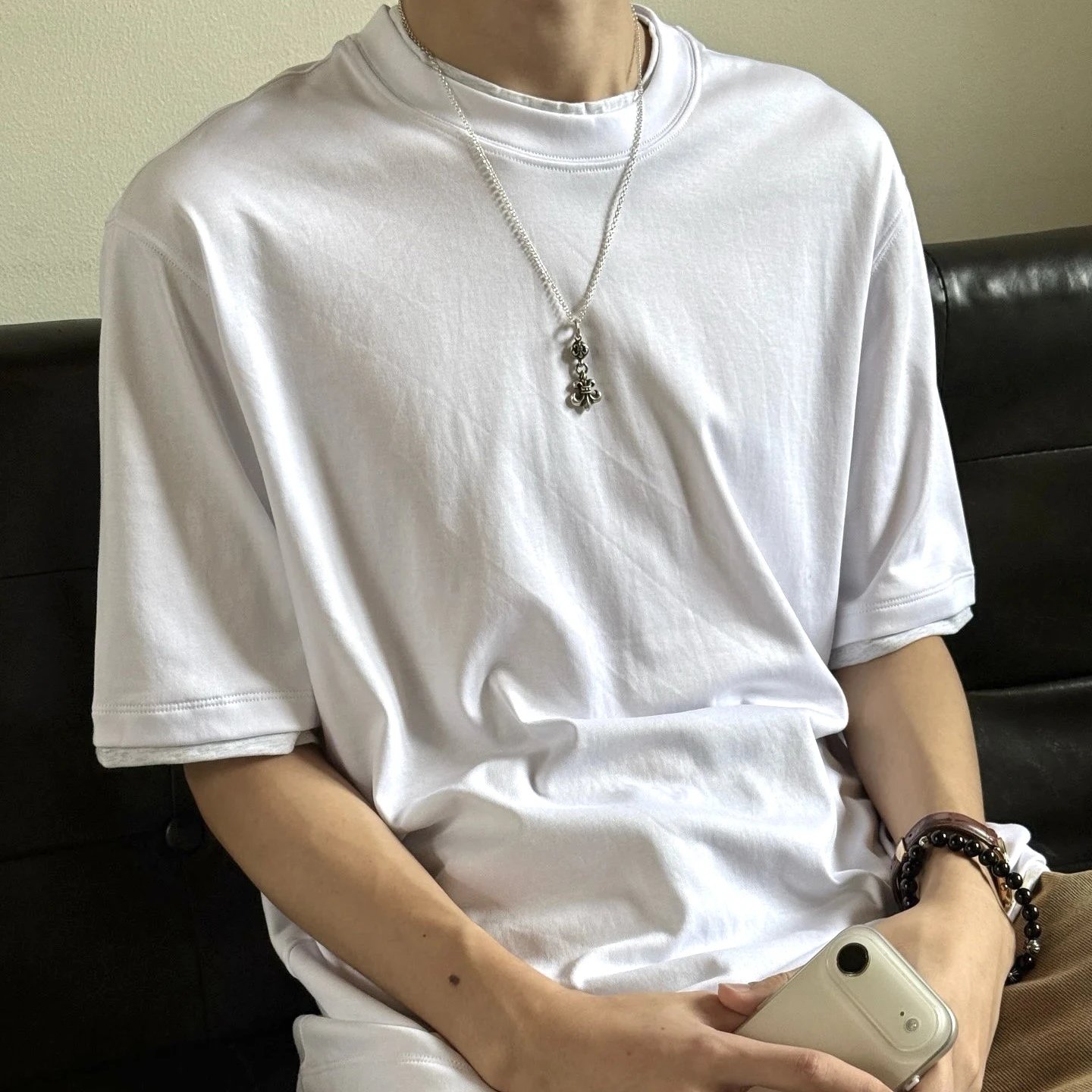 RD-C085 · Color-Contrast Layered Short-Sleeve T-Shirt showcase view 1