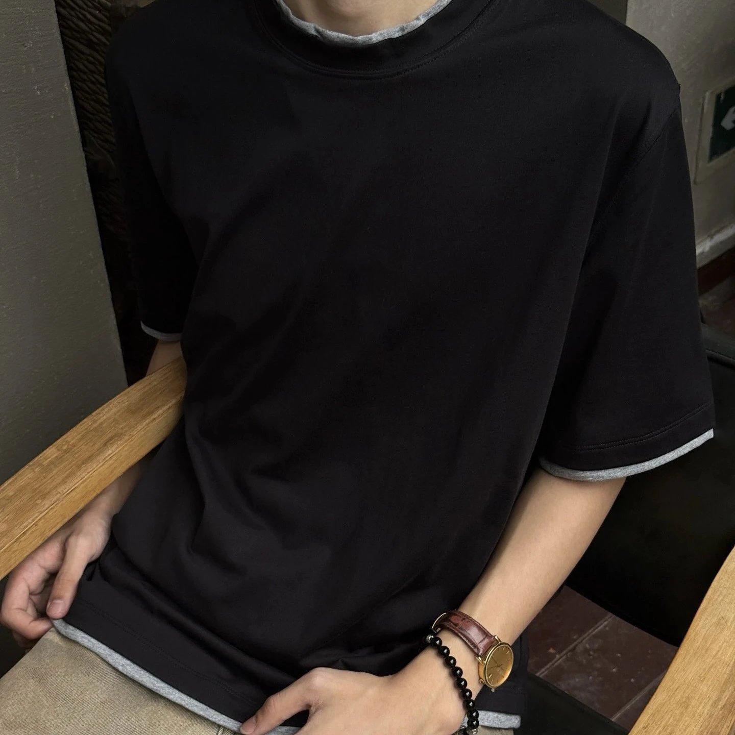 RD-C085 · Color-Contrast Layered Short-Sleeve T-Shirt showcase view 6