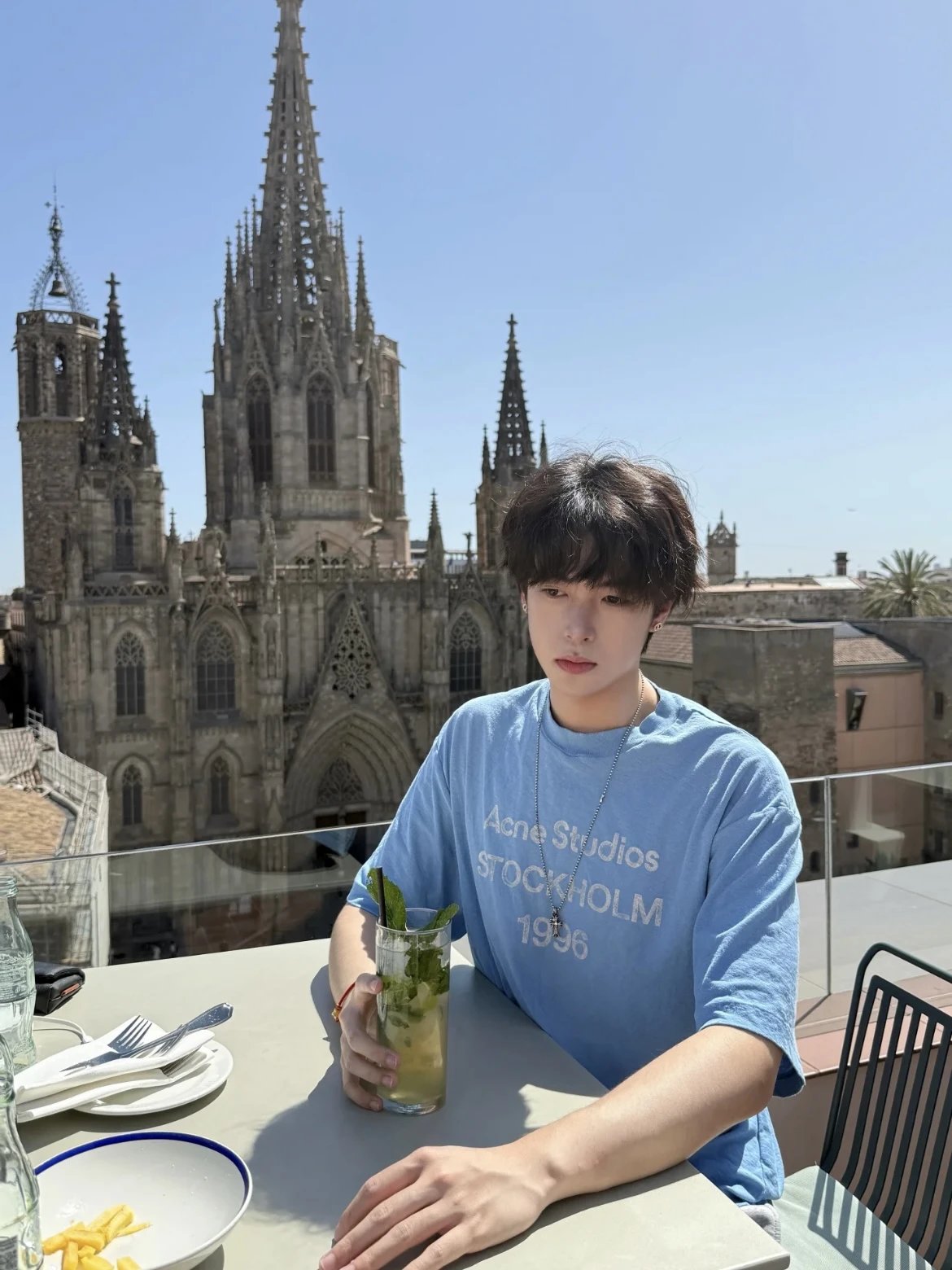 RD-C211 · Sky-Blue Cotton-Linen T-Shirt showcase view 14