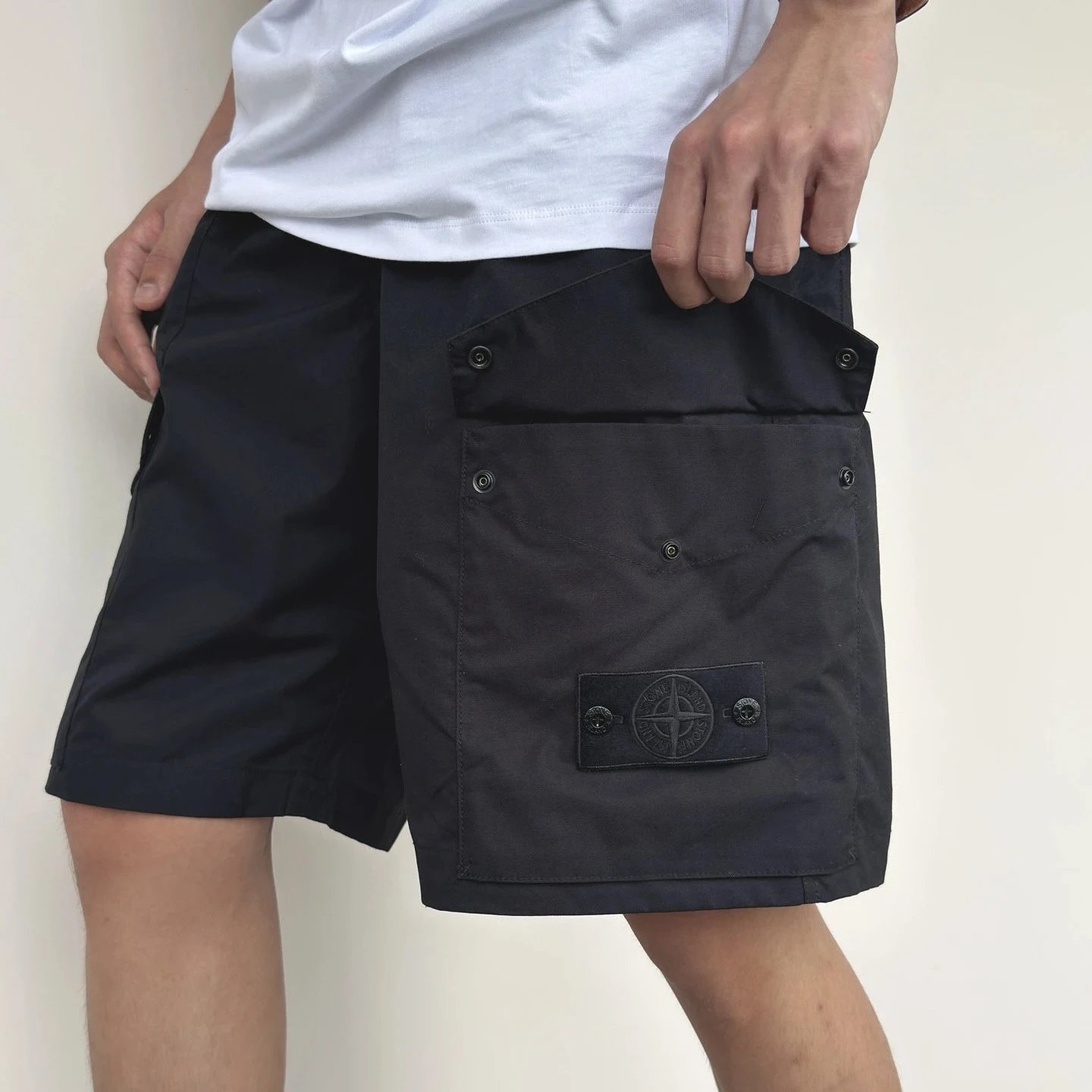 RD-C306 · Ghost Cargo Shorts showcase view 1