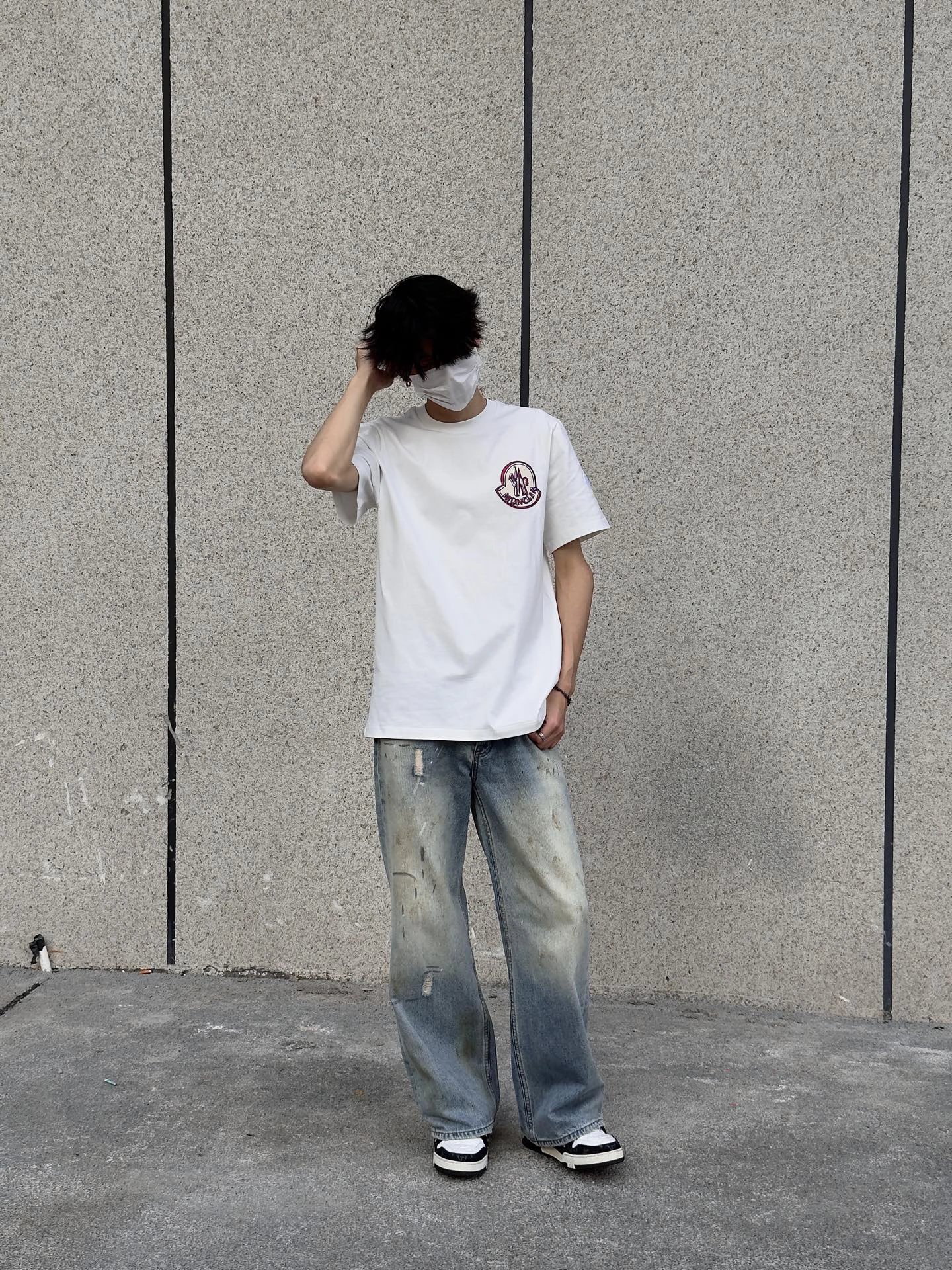 RD-C213 · Embroidered Logo Straight-Fit T-Shirt showcase view 8