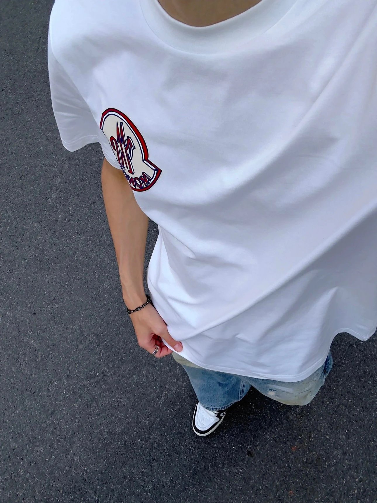 RD-C213 · Embroidered Logo Straight-Fit T-Shirt showcase view 11