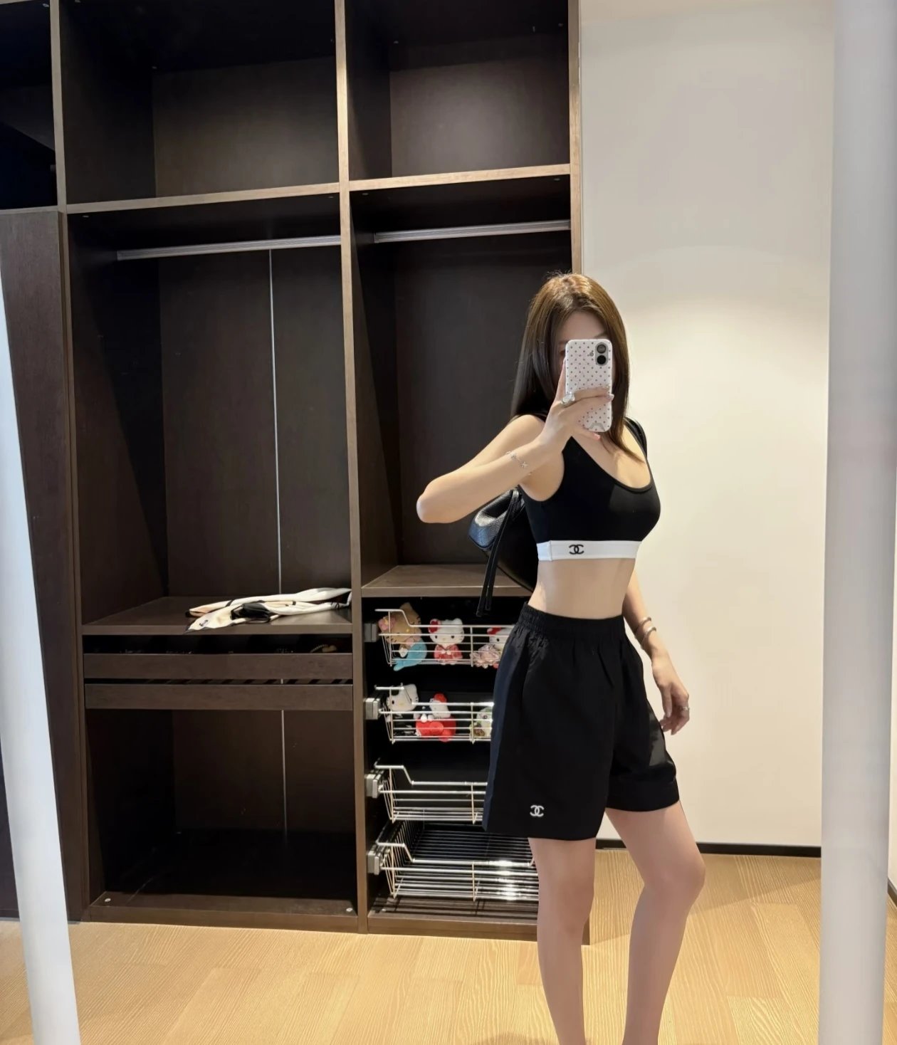 RD-C307 · Mesh-Lined Nylon-Cotton Casual Shorts showcase view 7