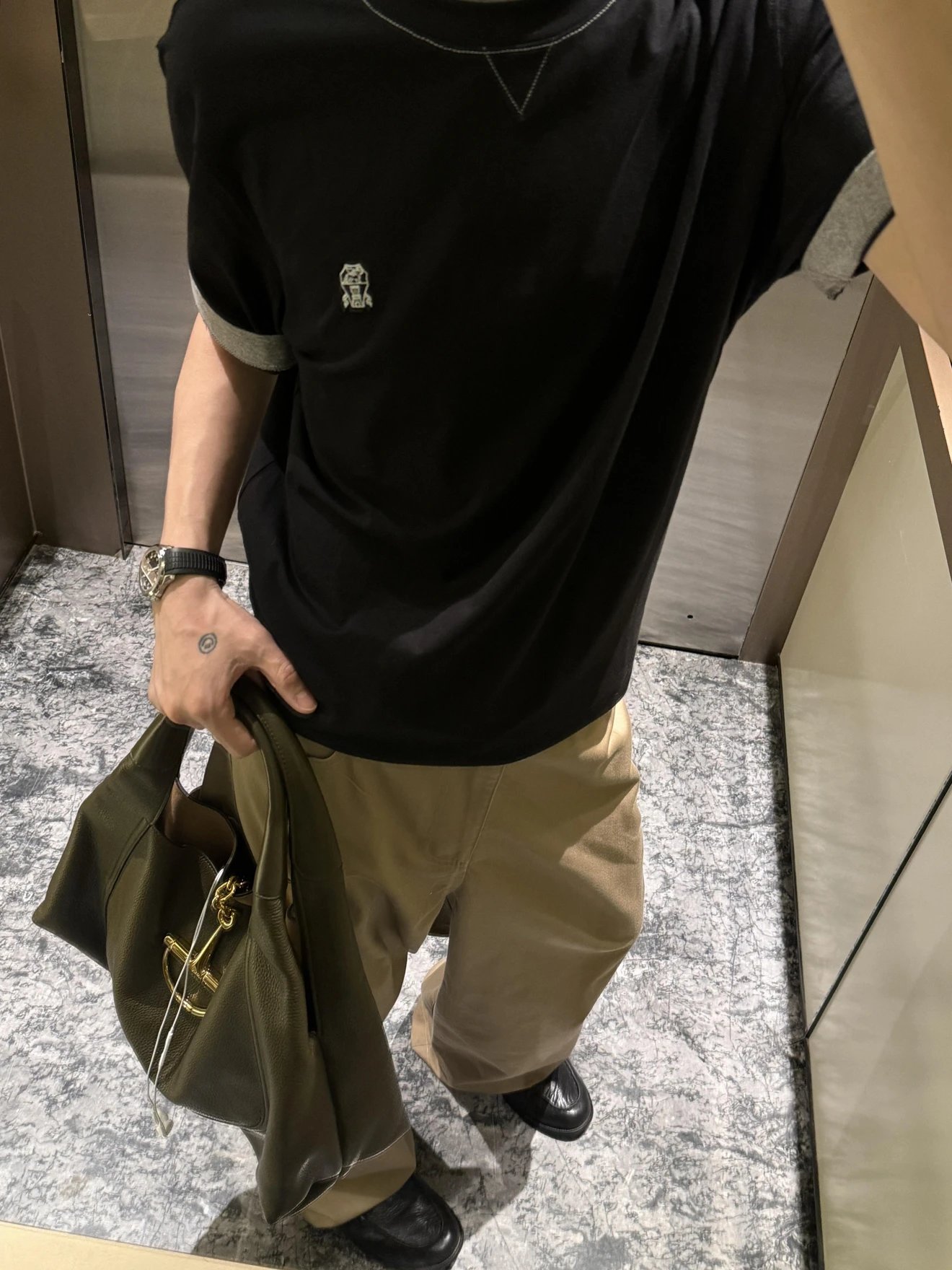 RD-C068 · Travelwear Layered Short-Sleeve T-Shirt showcase view 6