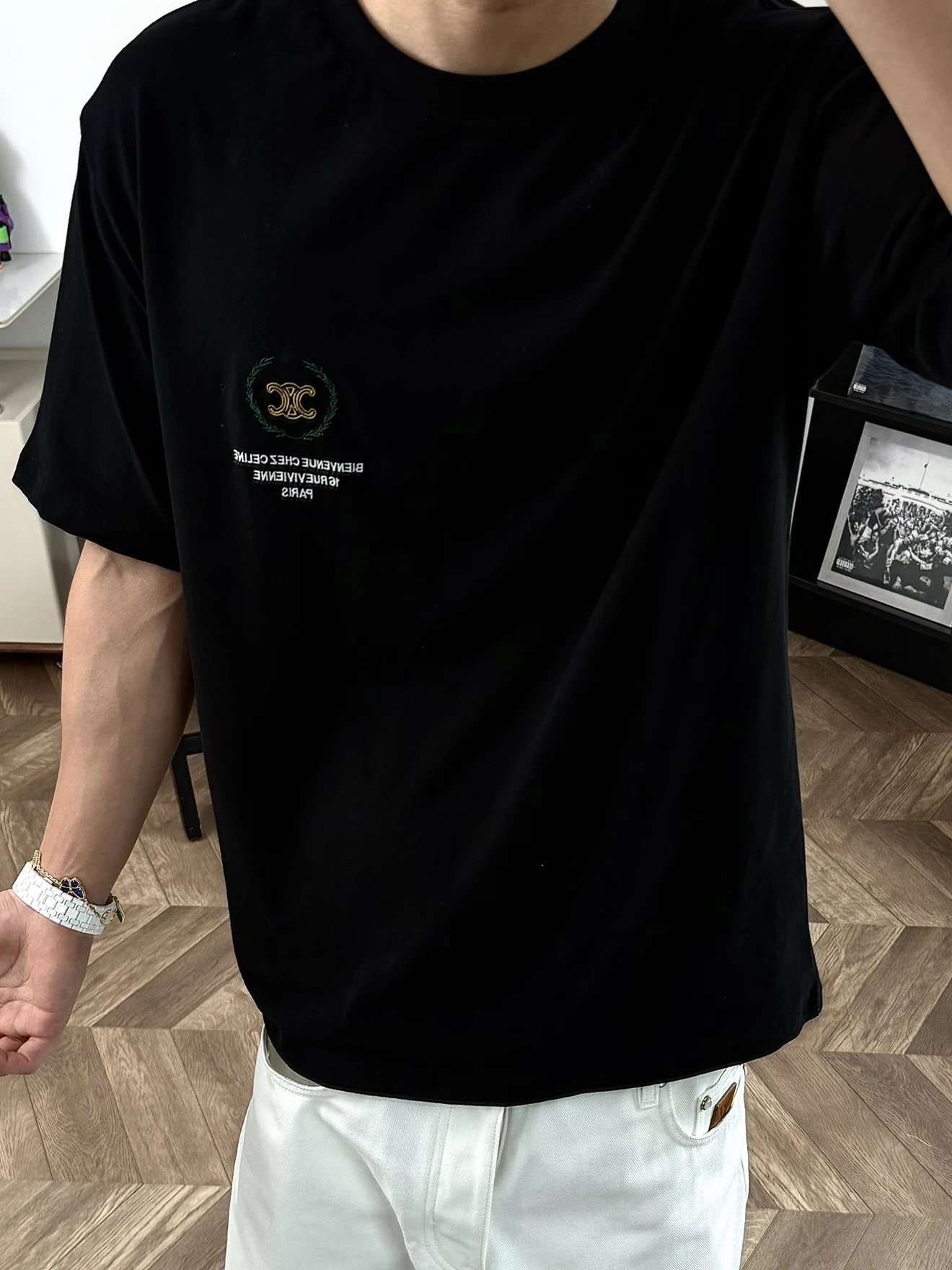 RD-C052 · Wheat-Ear Embroidered T-Shirt showcase view 5