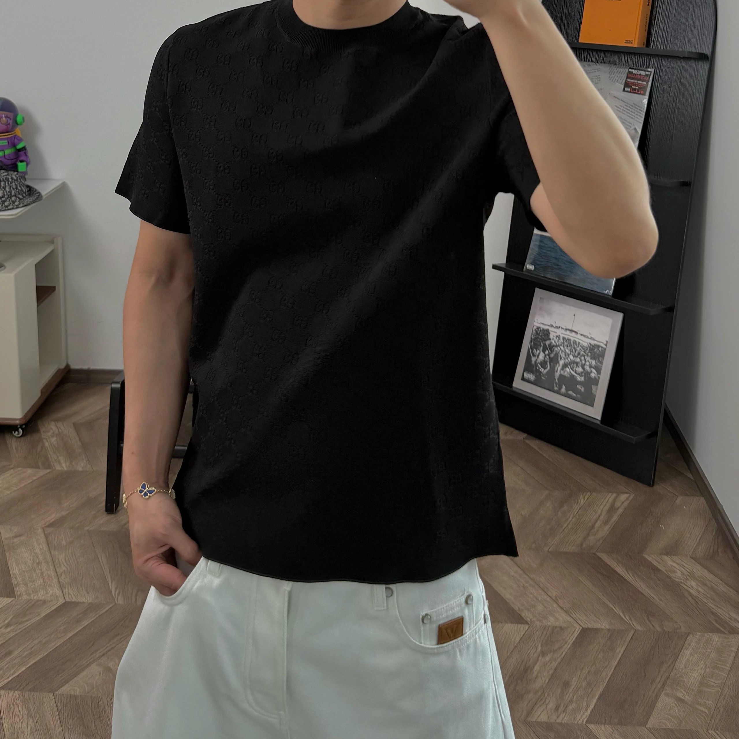 RD-C045 · Tonal Jacquard Knit Tee showcase view 4