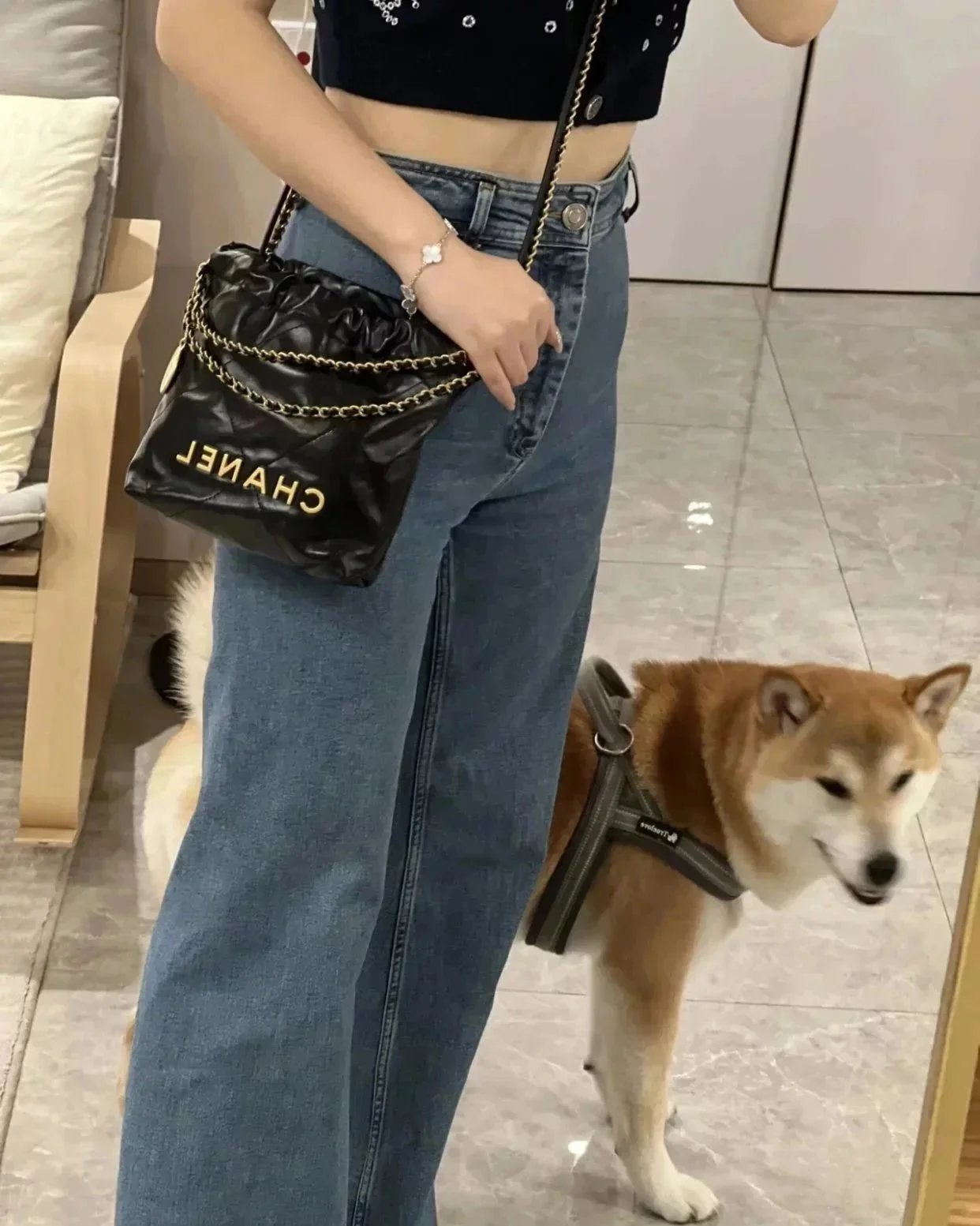 RD-B002 · Gathered Chain Shoulder Bag showcase view 3
