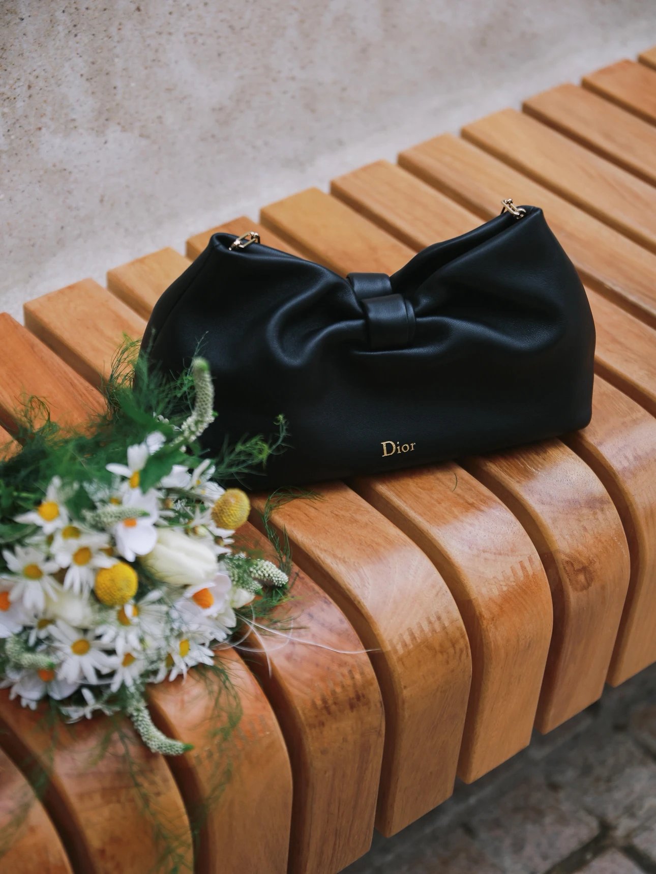 RD-B010 · Bow Detail Leather Shoulder Bag showcase view 1