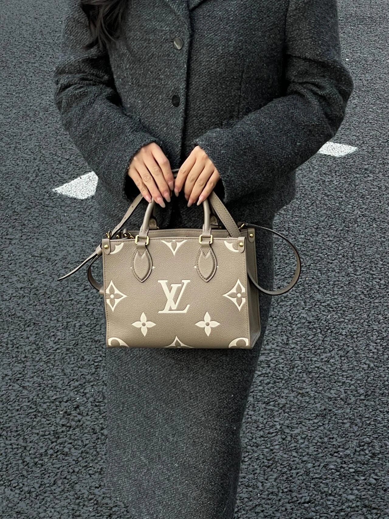 RD-B011 · Large Motif Mini Leather Tote showcase view 2
