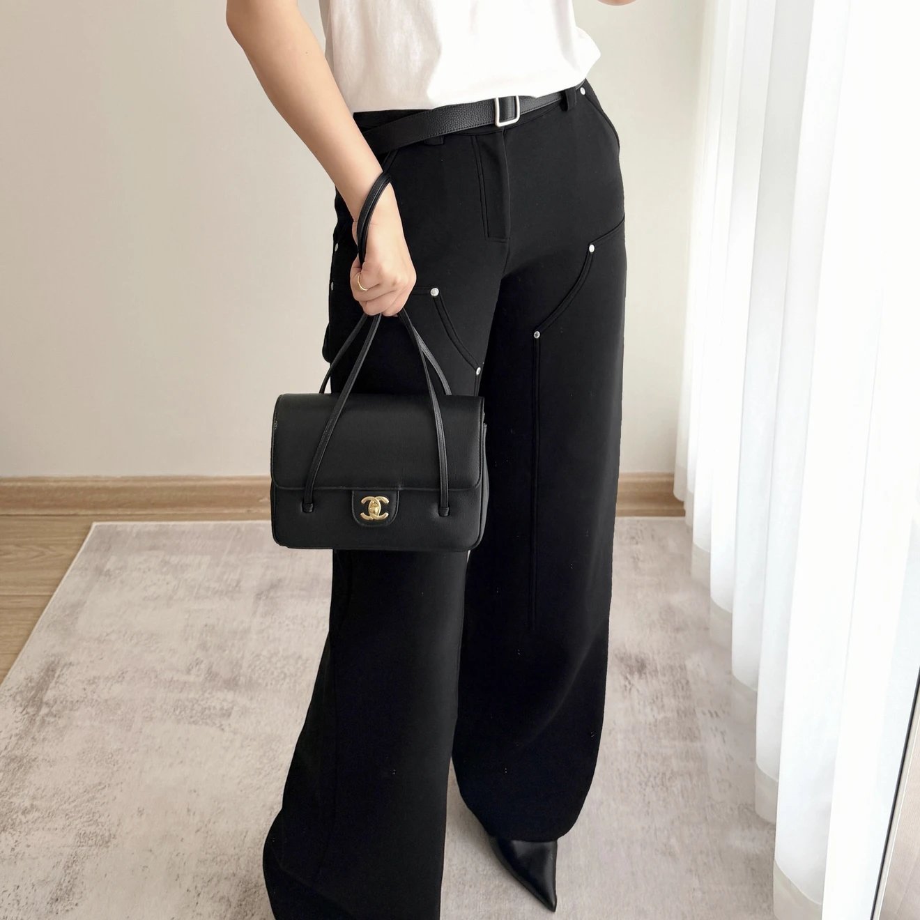 RD-B015 · Grained Leather Flap Shoulder Bag showcase view 5