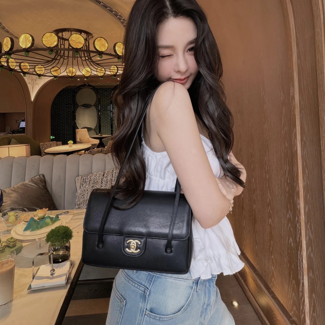 RD-B015 · Grained Leather Flap Shoulder Bag showcase view 7