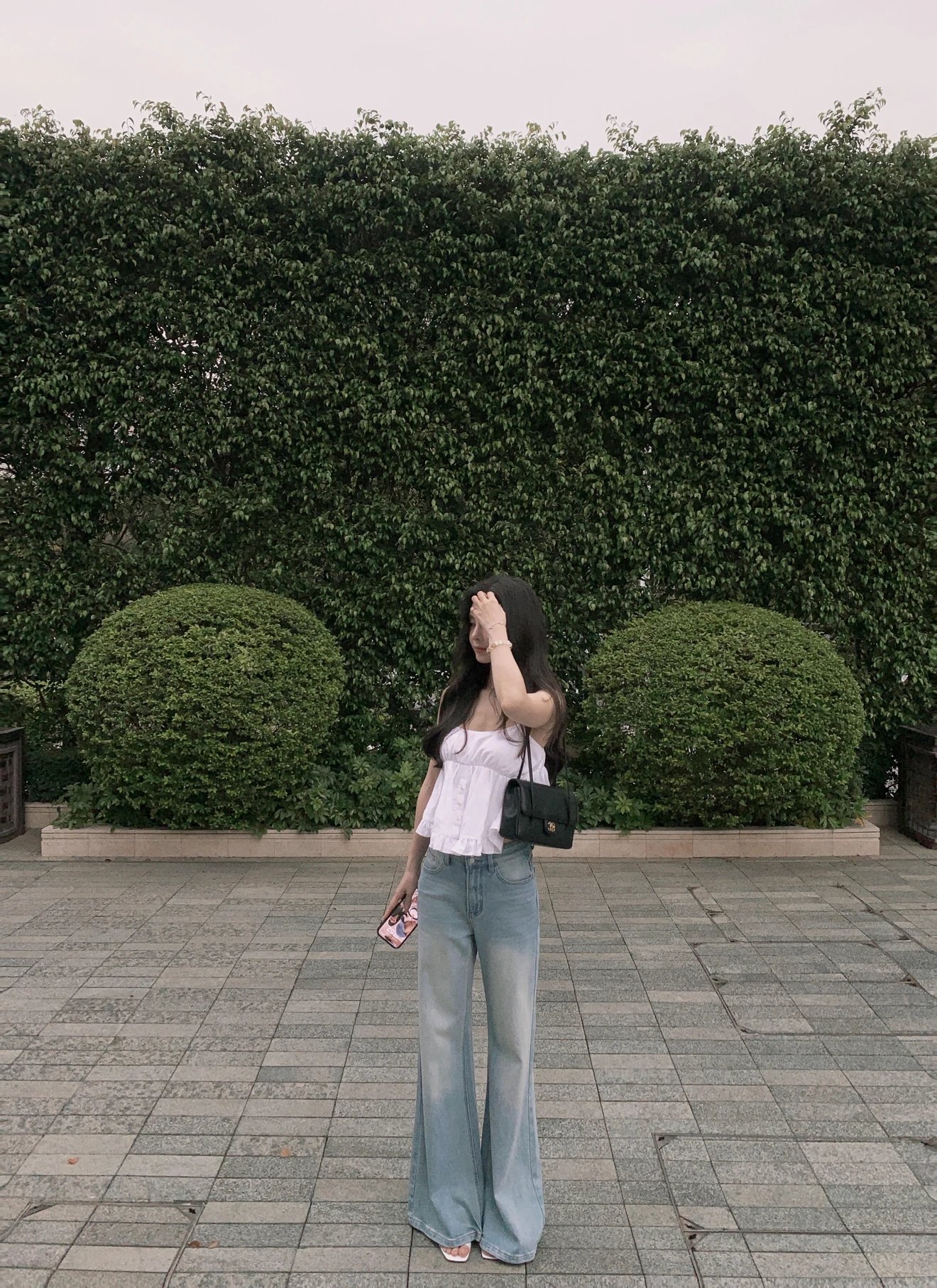 RD-B015 · Grained Leather Flap Shoulder Bag showcase view 8