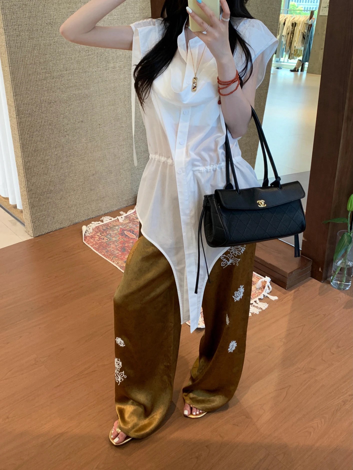 RD-B017 · Embossed Leather Baguette Bag showcase view 8
