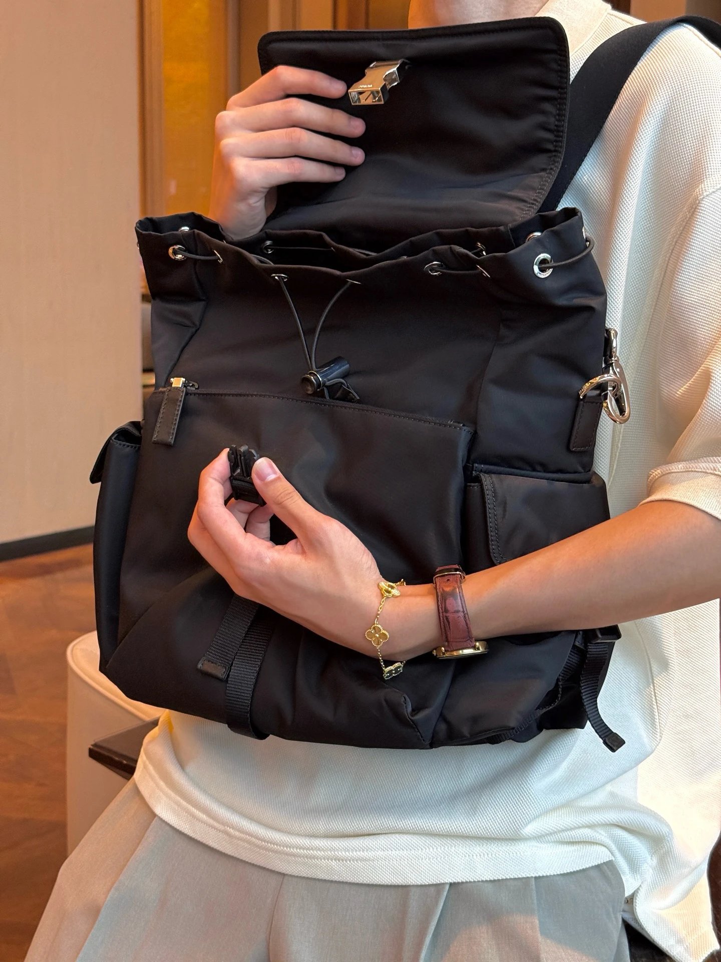RD-B019 · Convertible Nylon Backpack showcase view 4