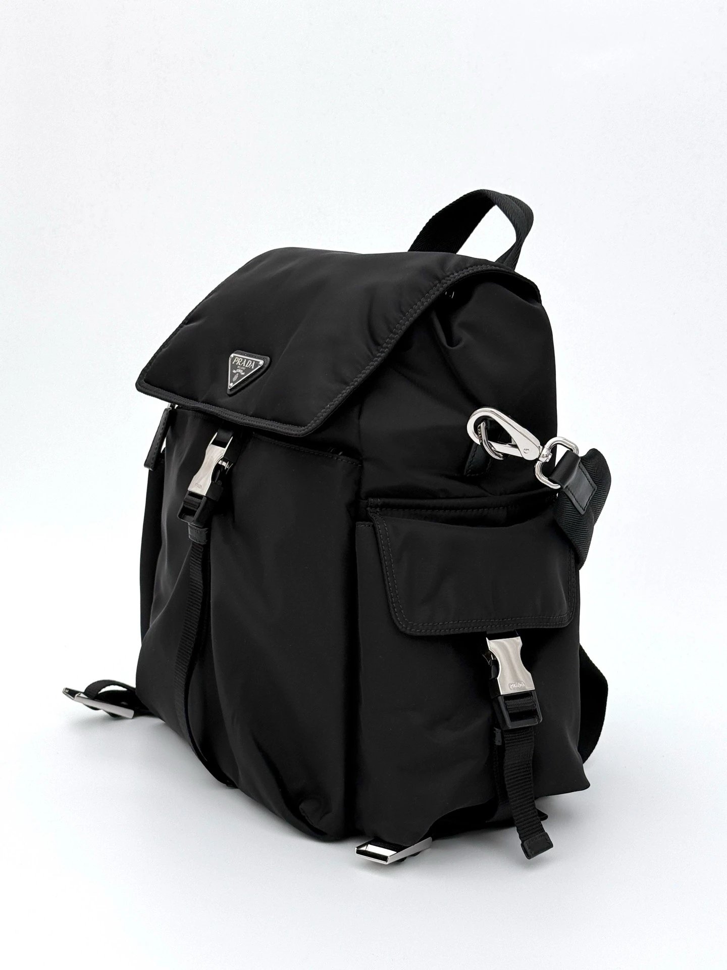 RD-B019 · Convertible Nylon Backpack showcase view 11