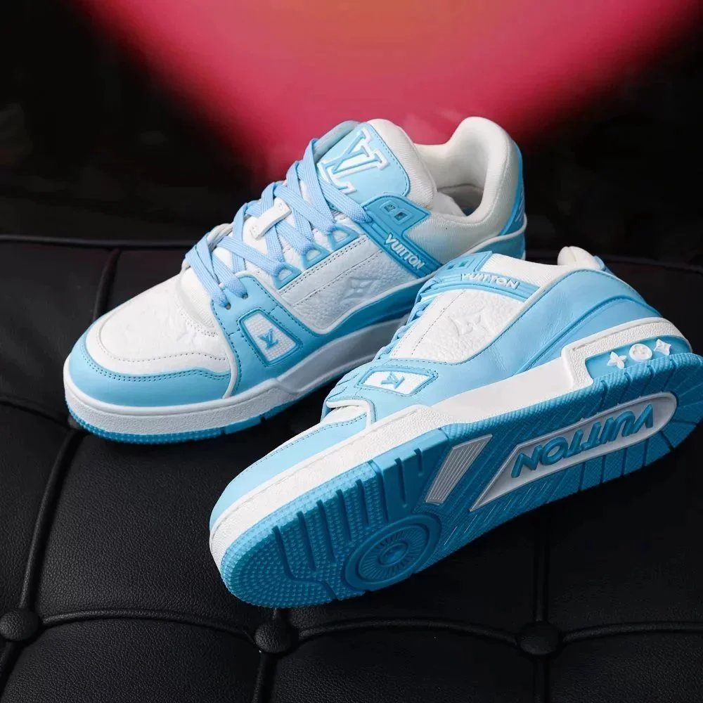 RD-S012 · Colour-Block and Denim Trainer showcase view 35