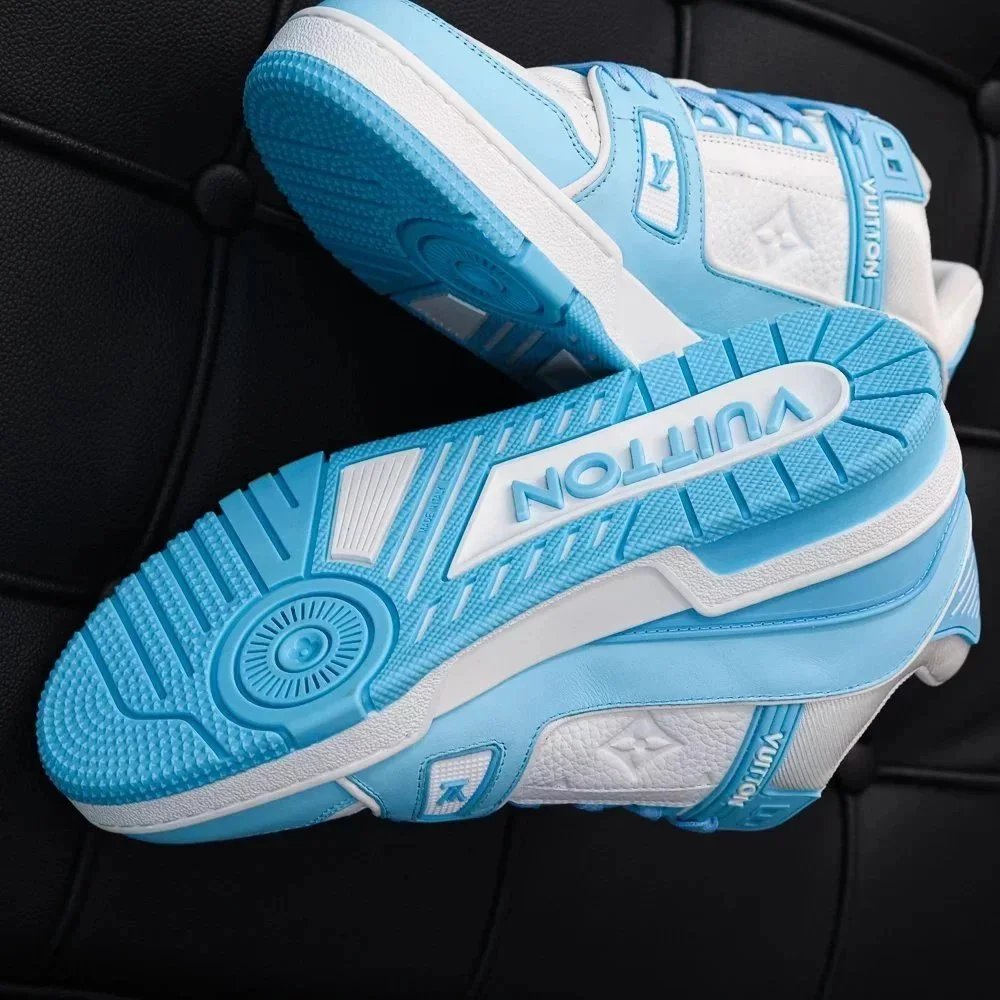 RD-S012 · Colour-Block and Denim Trainer showcase view 38