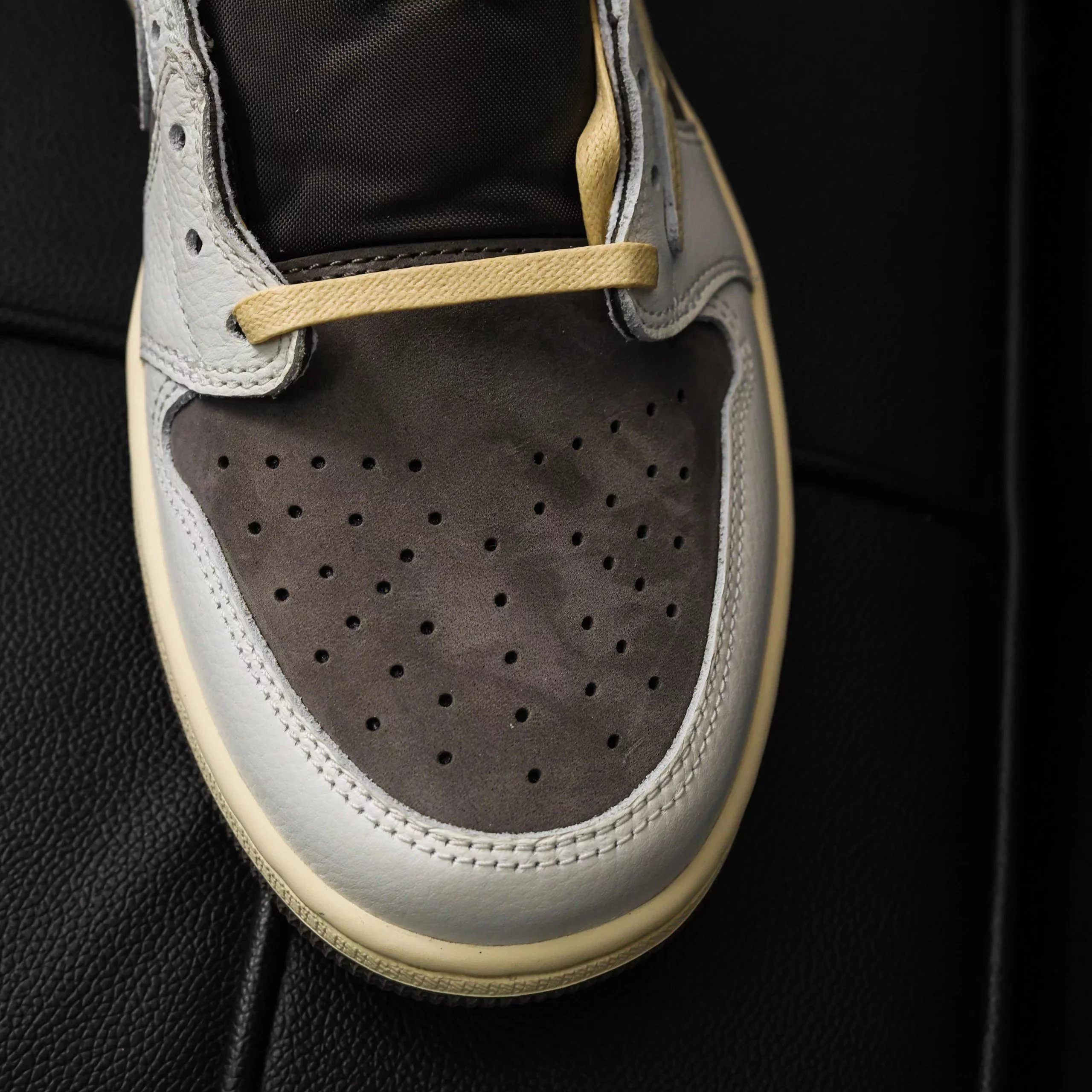 RD-S008 · Reverse Mocha Low-Top showcase view 9