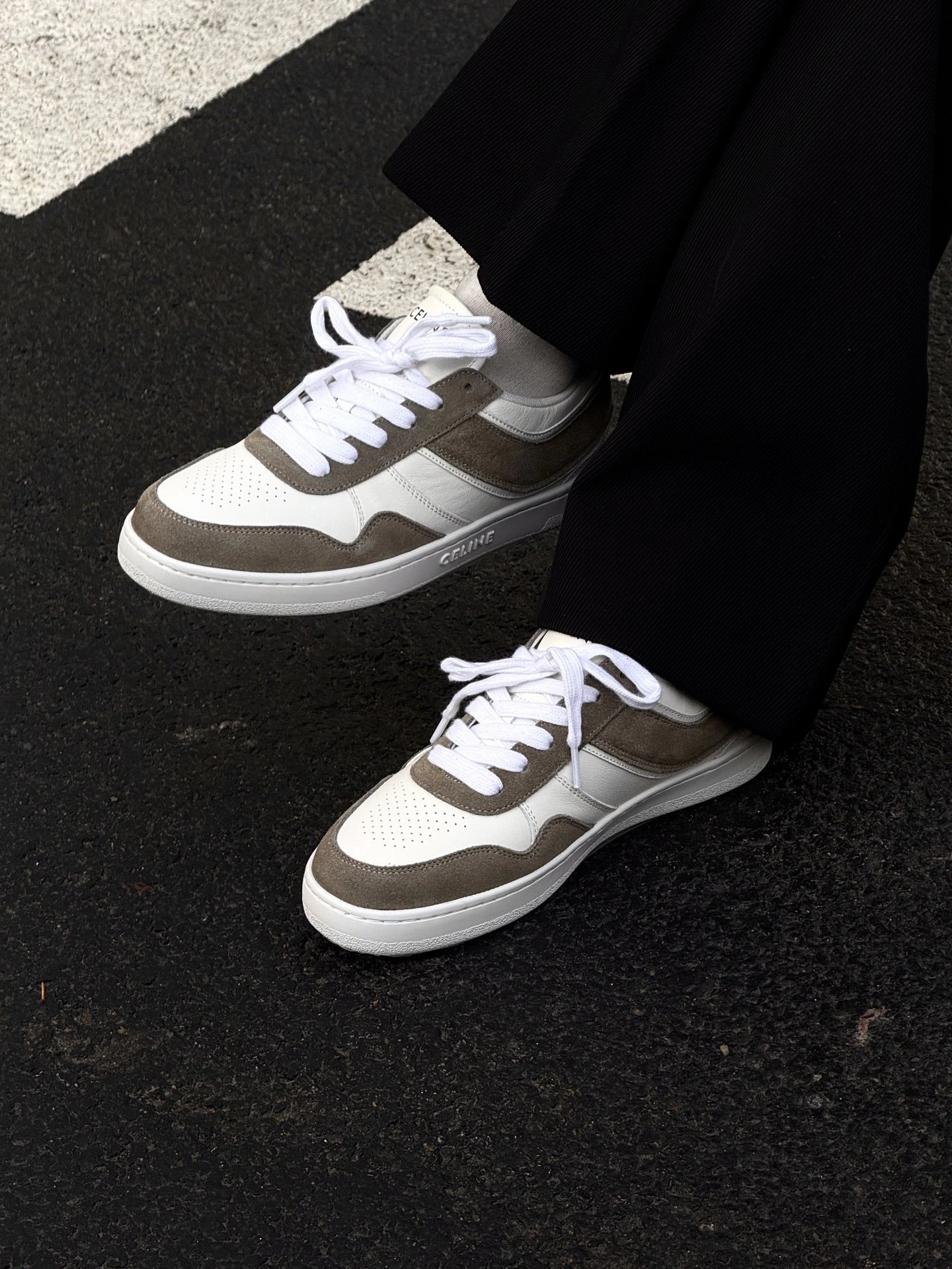 RD-S013 · White and Grey Suede-Panel Trainer showcase view 2