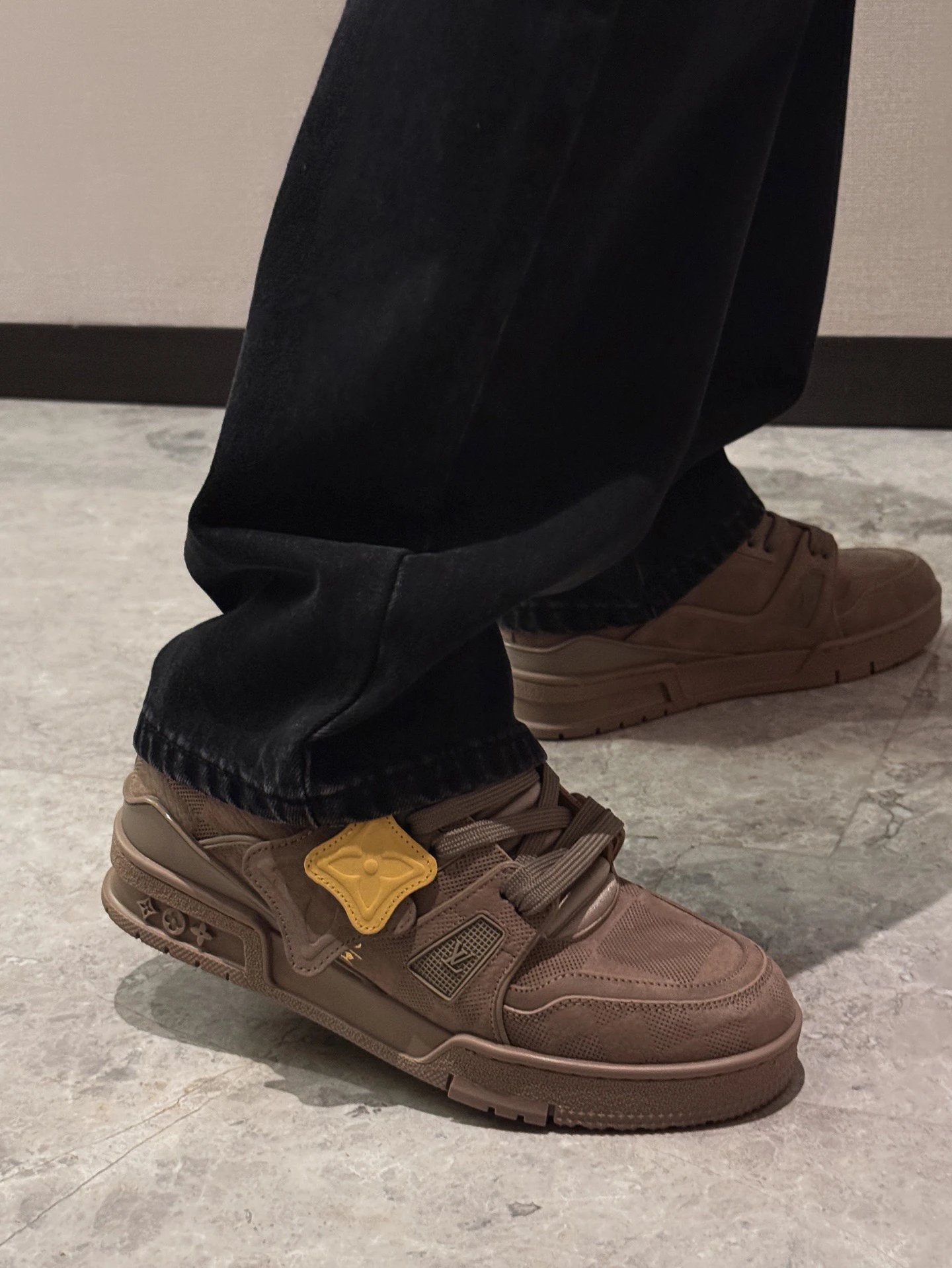RD-S014 · Brown Embossed-Check Leather Trainer showcase view 7